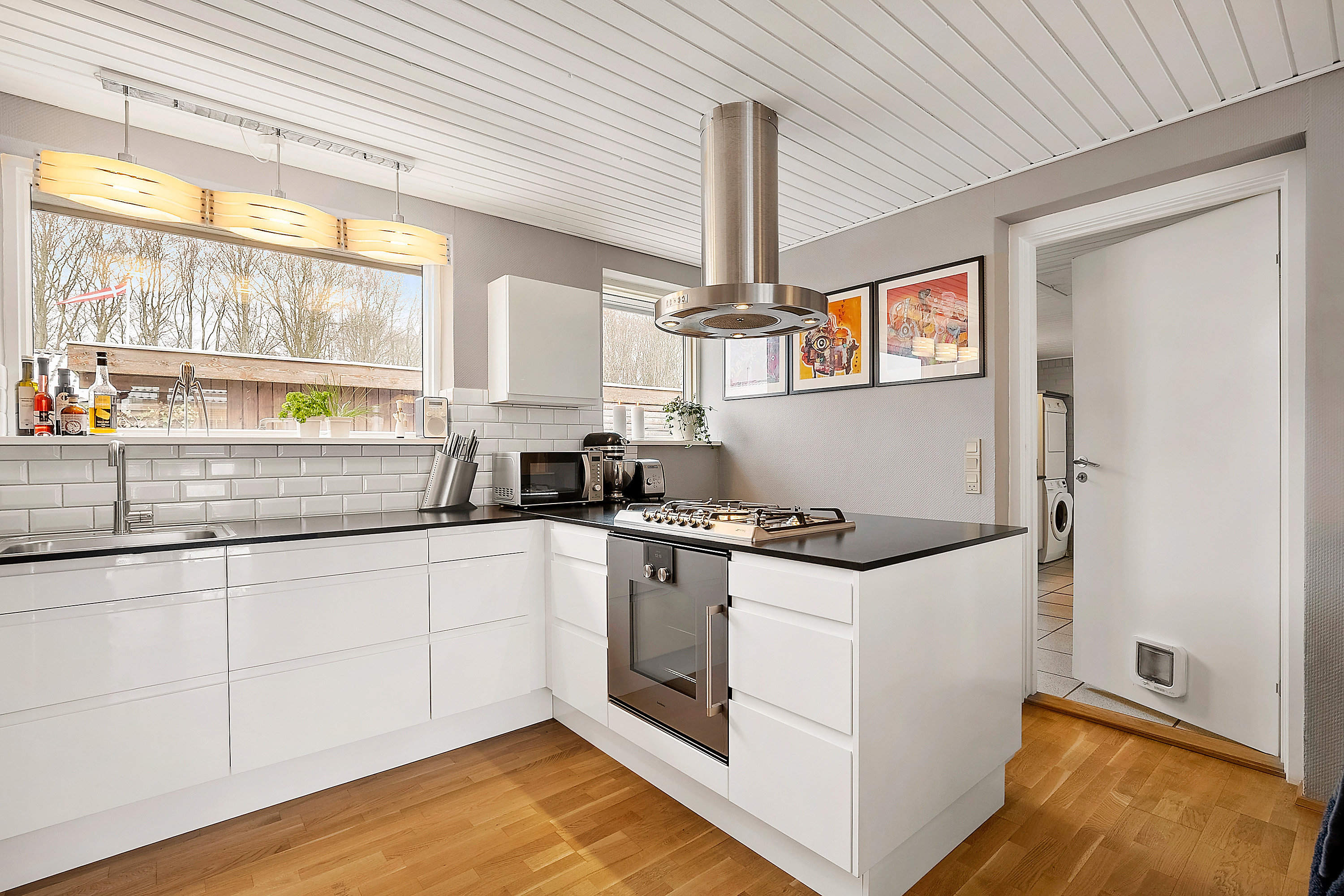 Fremhævet køkken billede i fuldskærmstilstand. Billede af Humlebivænget 60, Hjallese, 5260 Odense S