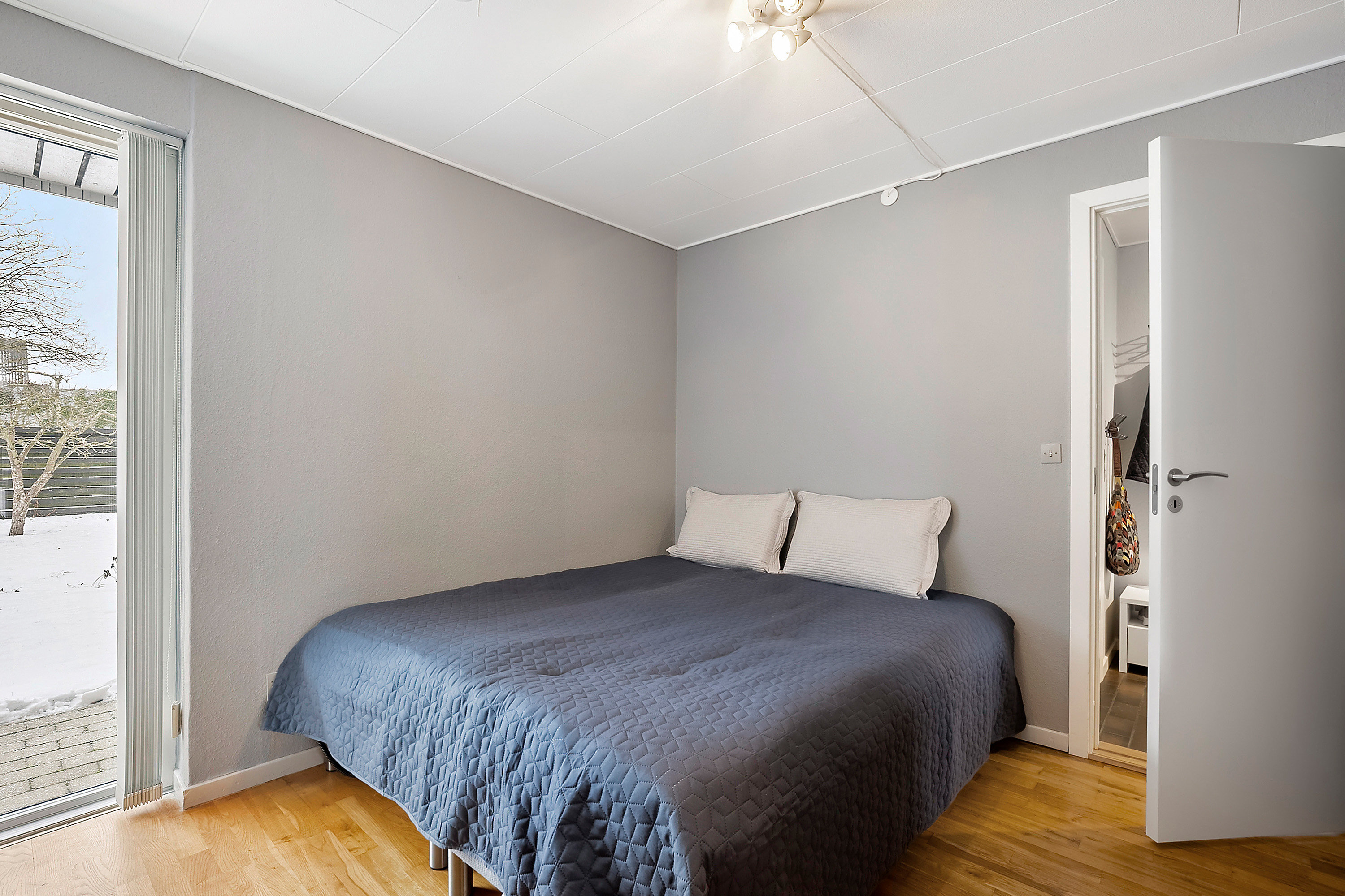 Fremhævet soveværelse billede i fuldskærmstilstand. Billede af Humlebivænget 60, Hjallese, 5260 Odense S