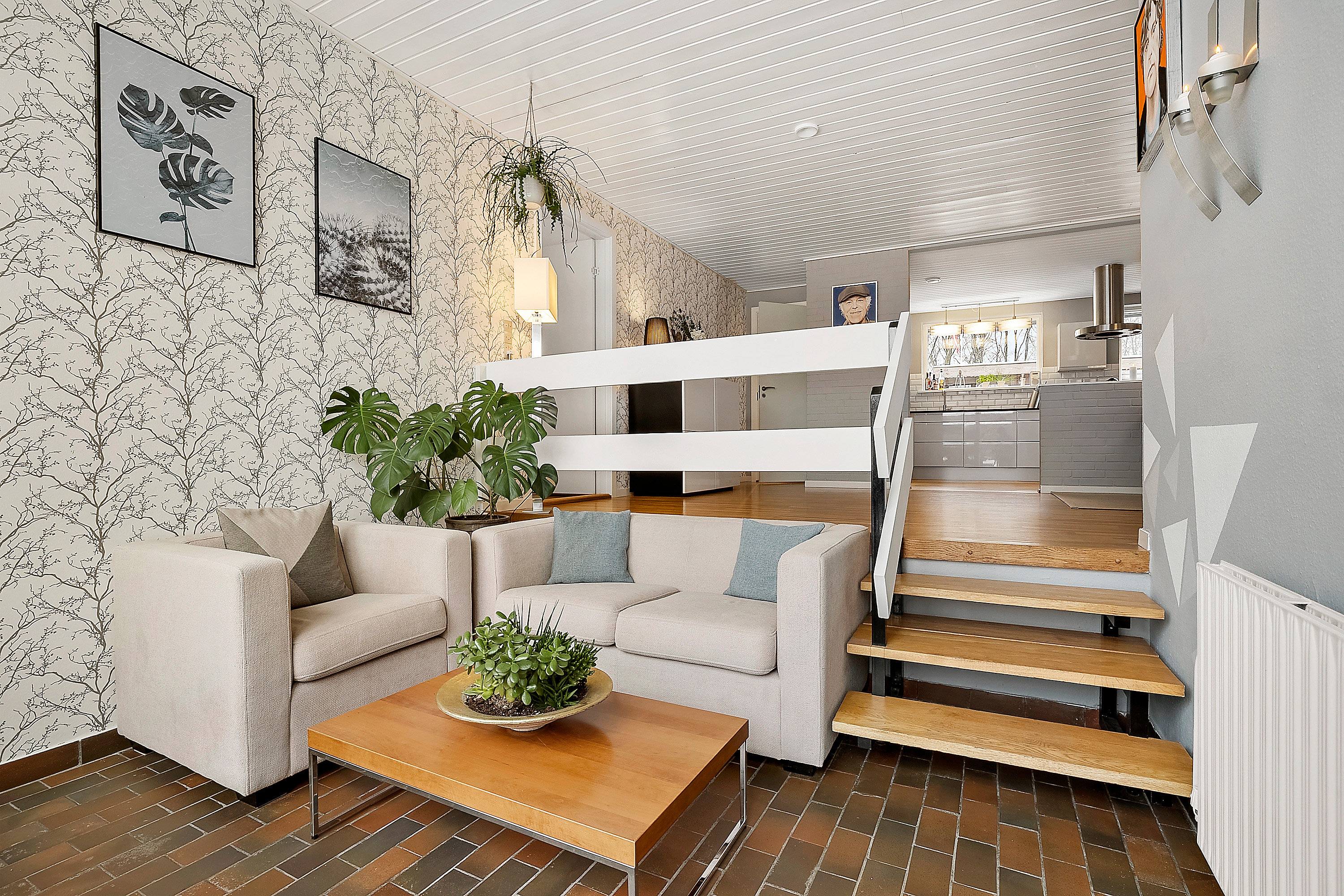 Fremhævet stue billede i fuldskærmstilstand. Billede af Humlebivænget 60, Hjallese, 5260 Odense S