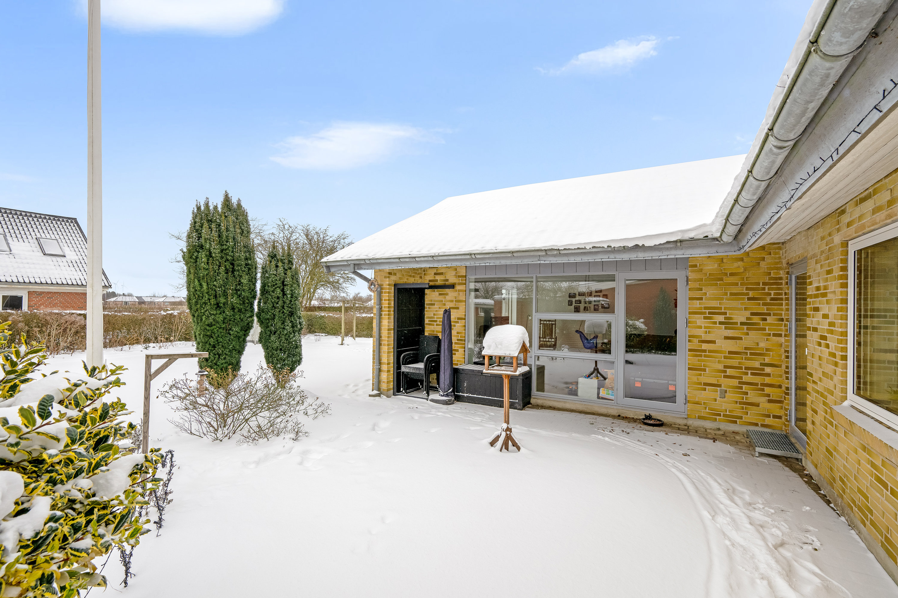 Fremhævet facade billede i fuldskærmstilstand. Billede af Grønningen 26, Troldhede, 6920 Videbæk