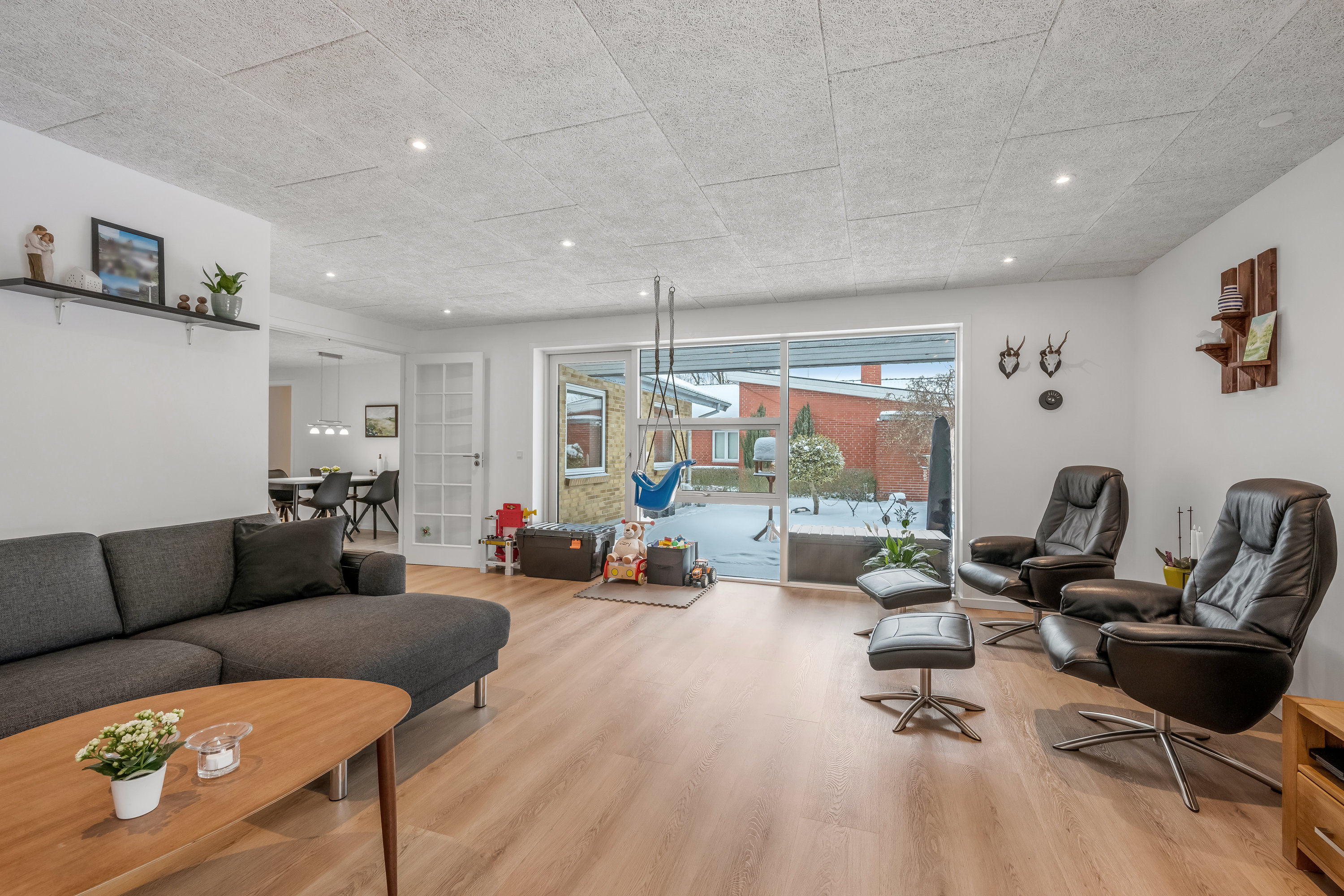 Fremhævet stue billede i fuldskærmstilstand. Billede af Grønningen 26, Troldhede, 6920 Videbæk