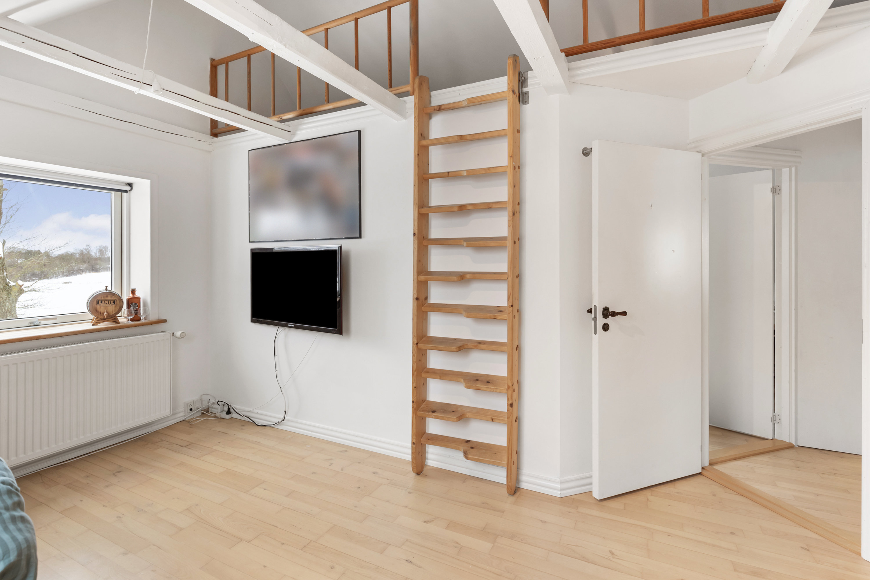 Fremhævet værelse billede i fuldskærmstilstand. Billede af Vesterheden 3, 9760 Vrå