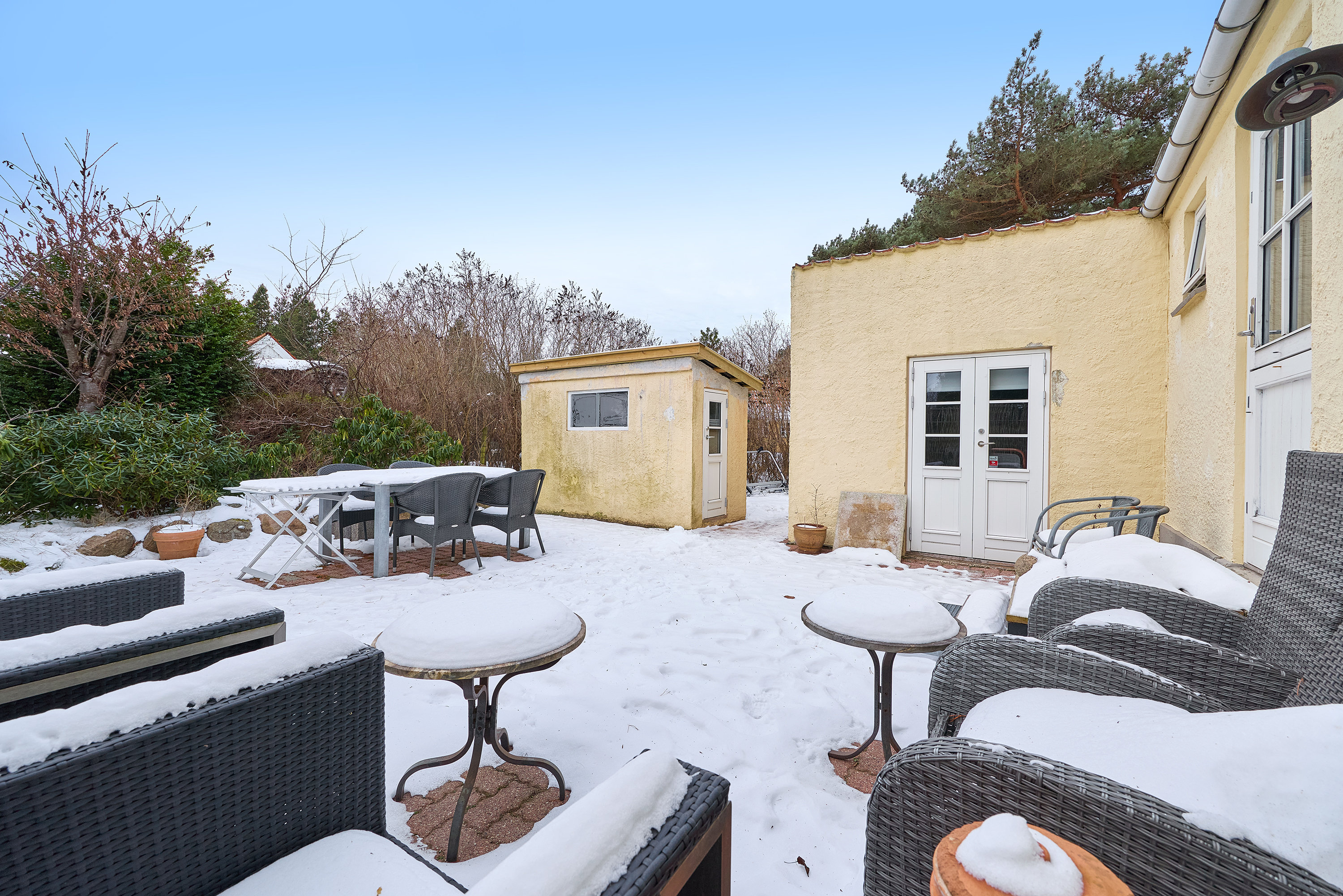 Fremhævet terrasse billede i fuldskærmstilstand. Billede af Smidstrup Strandvej 26, 3250 Gilleleje