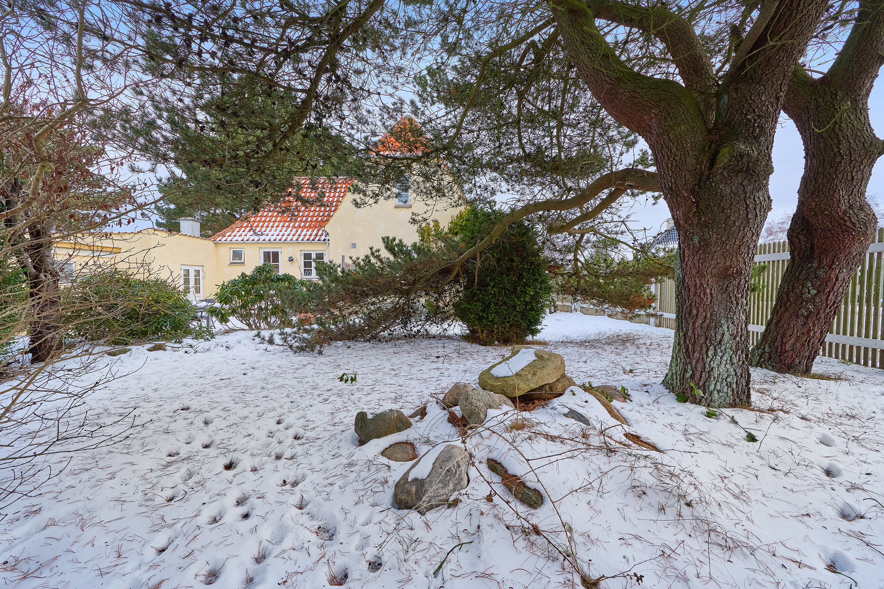 Fremhævet have billede i fuldskærmstilstand. Billede af Smidstrup Strandvej 26, 3250 Gilleleje