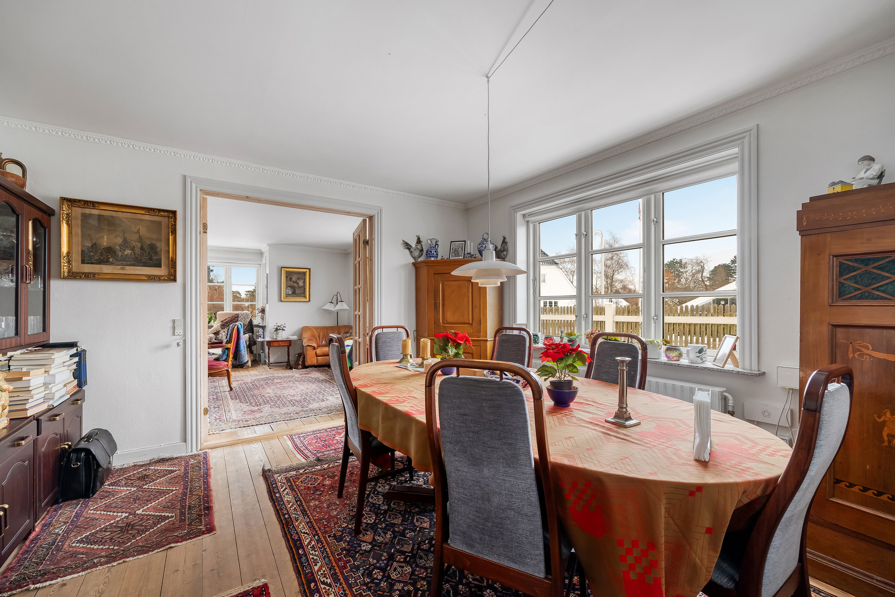 Fremhævet stue billede i fuldskærmstilstand. Billede af Smidstrup Strandvej 26, 3250 Gilleleje