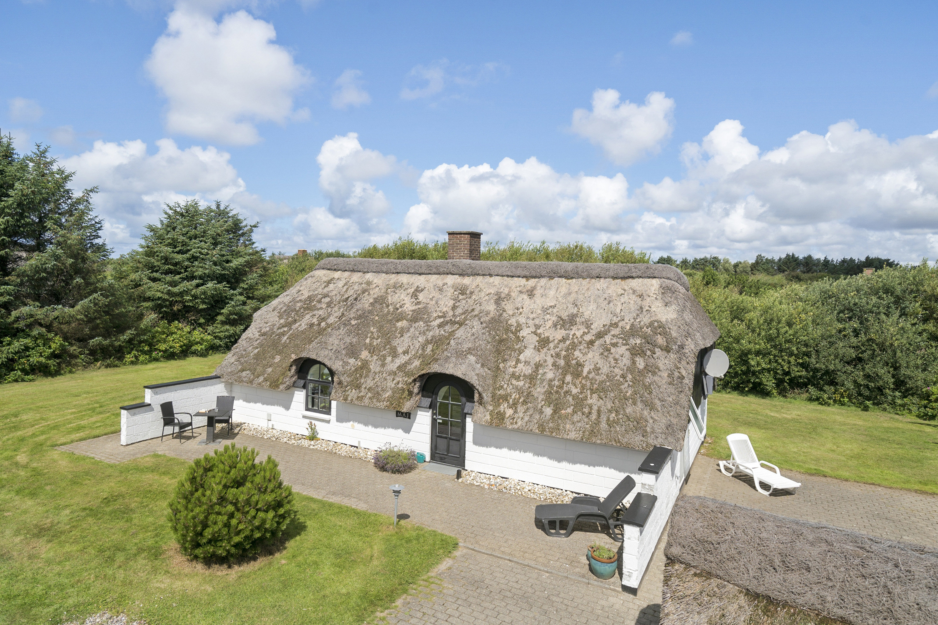 Miniaturebillede 1: . Billede af Fyrrebakken 7, Vedersø, 6990 Ulfborg