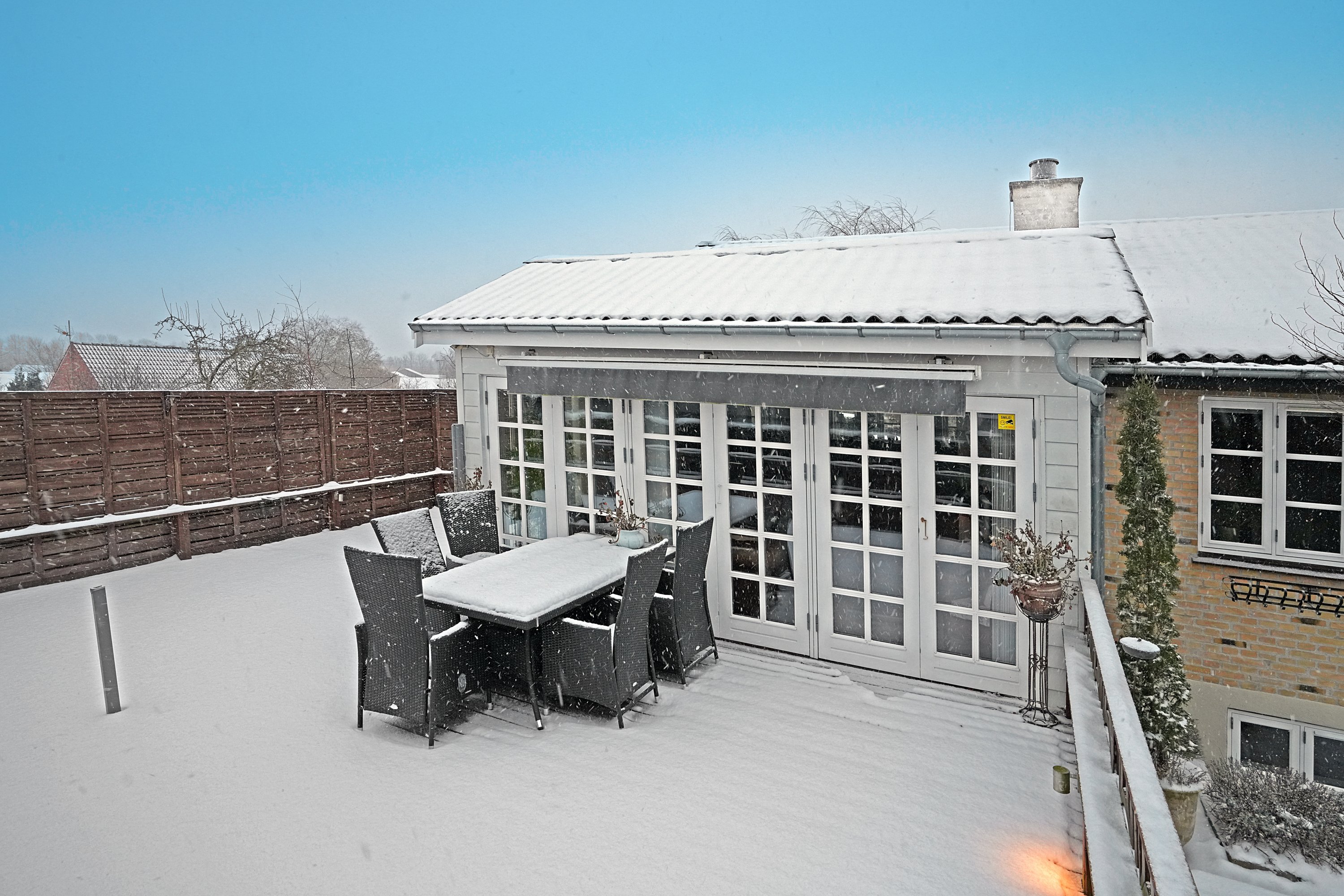 Fremhævet terrasse billede i fuldskærmstilstand. Billede af Herthavej 16, 4300 Holbæk