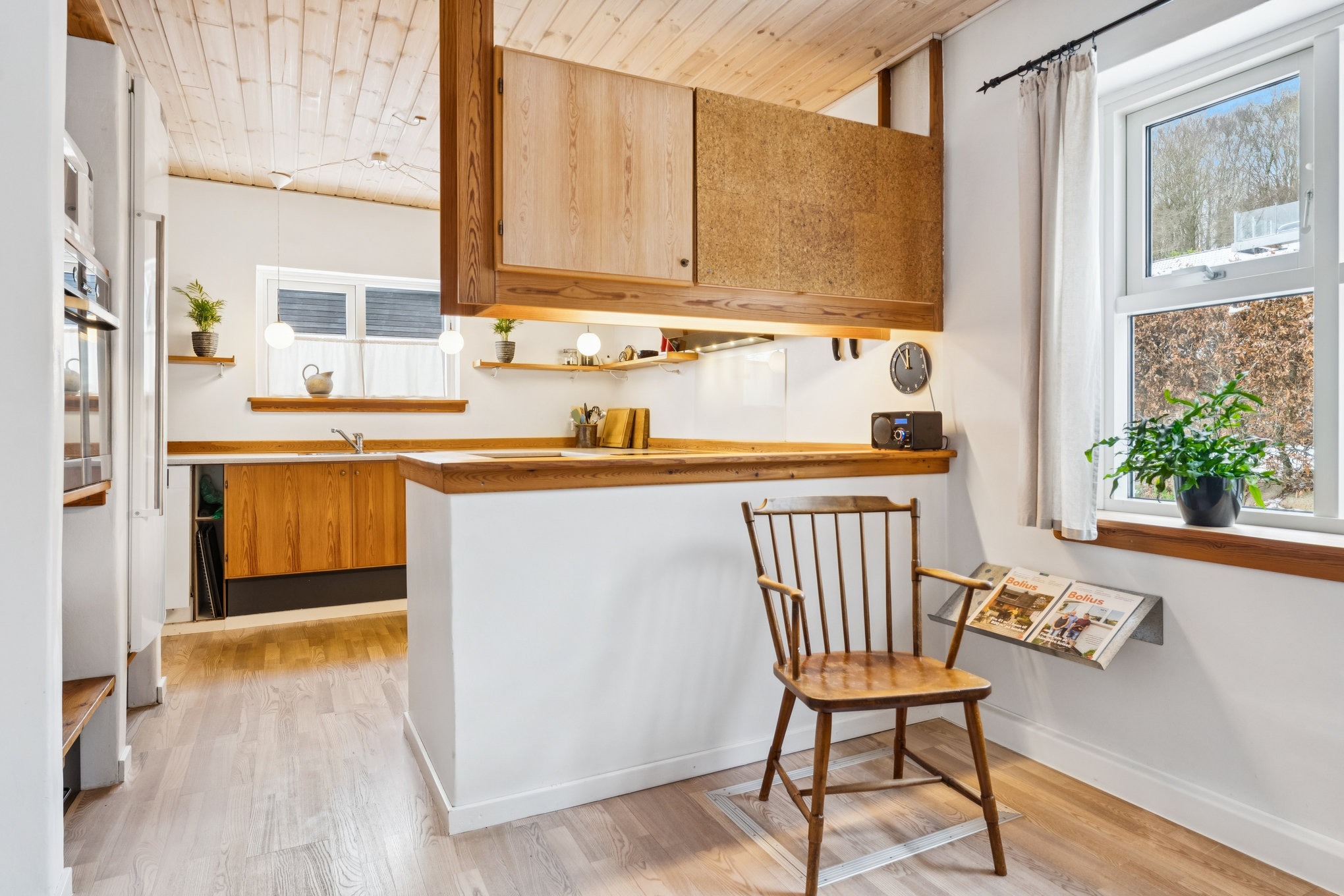 Fremhævet køkken billede i fuldskærmstilstand. Billede af Valmuevej 2, Laurbjerg, 8870 Langå