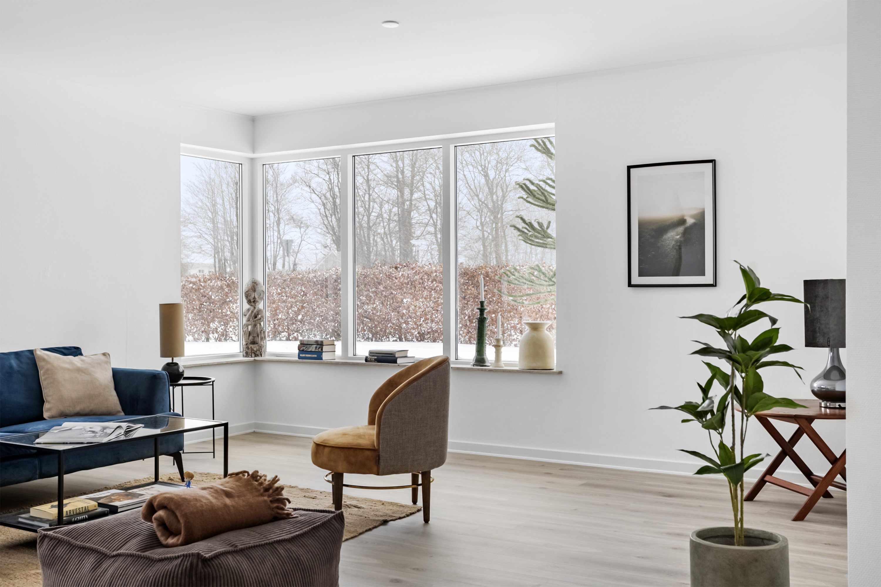 Fremhævet stue billede i fuldskærmstilstand. Billede af Rølkjær 2, 6600 Vejen