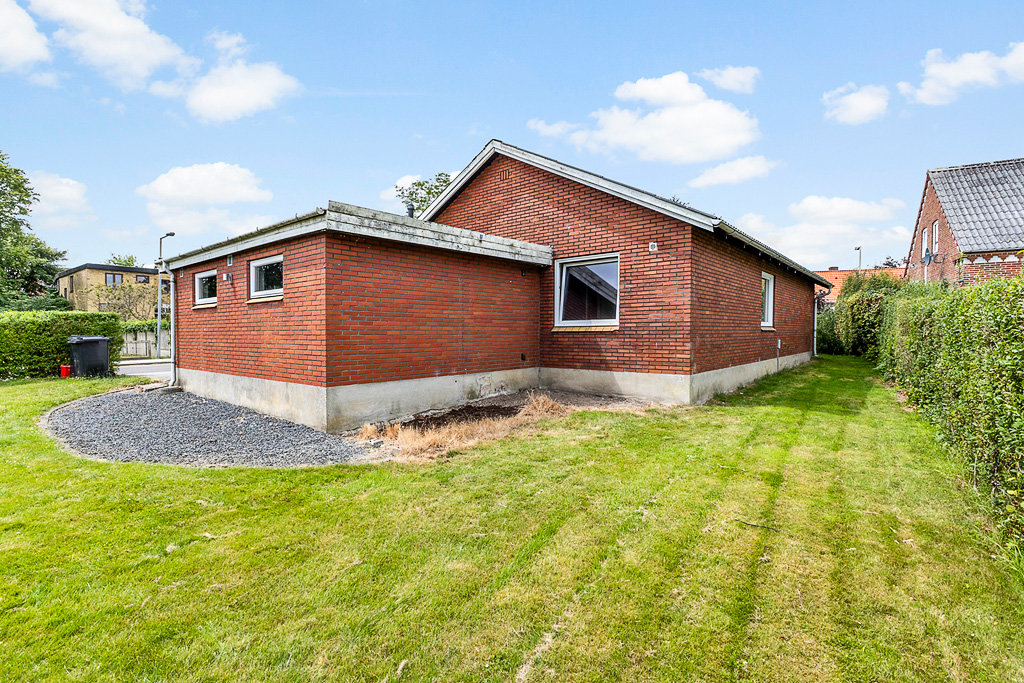 Fremhævet have billede i fuldskærmstilstand. Billede af Nørregaardsvej 1, Vorgod, 6920 Videbæk