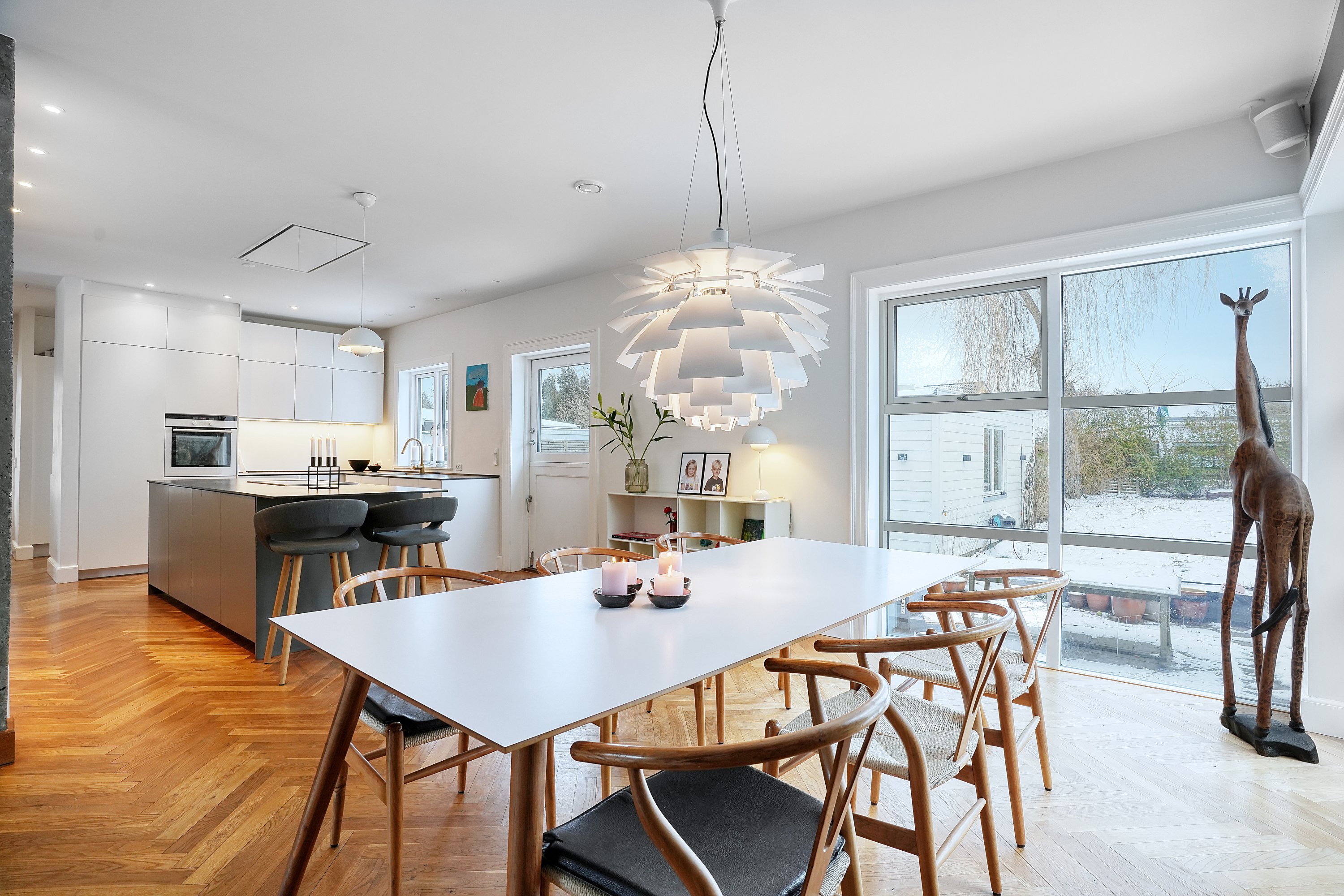Fremhævet spisestue billede i fuldskærmstilstand. Billede af Humlebæk Strandvej 66, 3050 Humlebæk