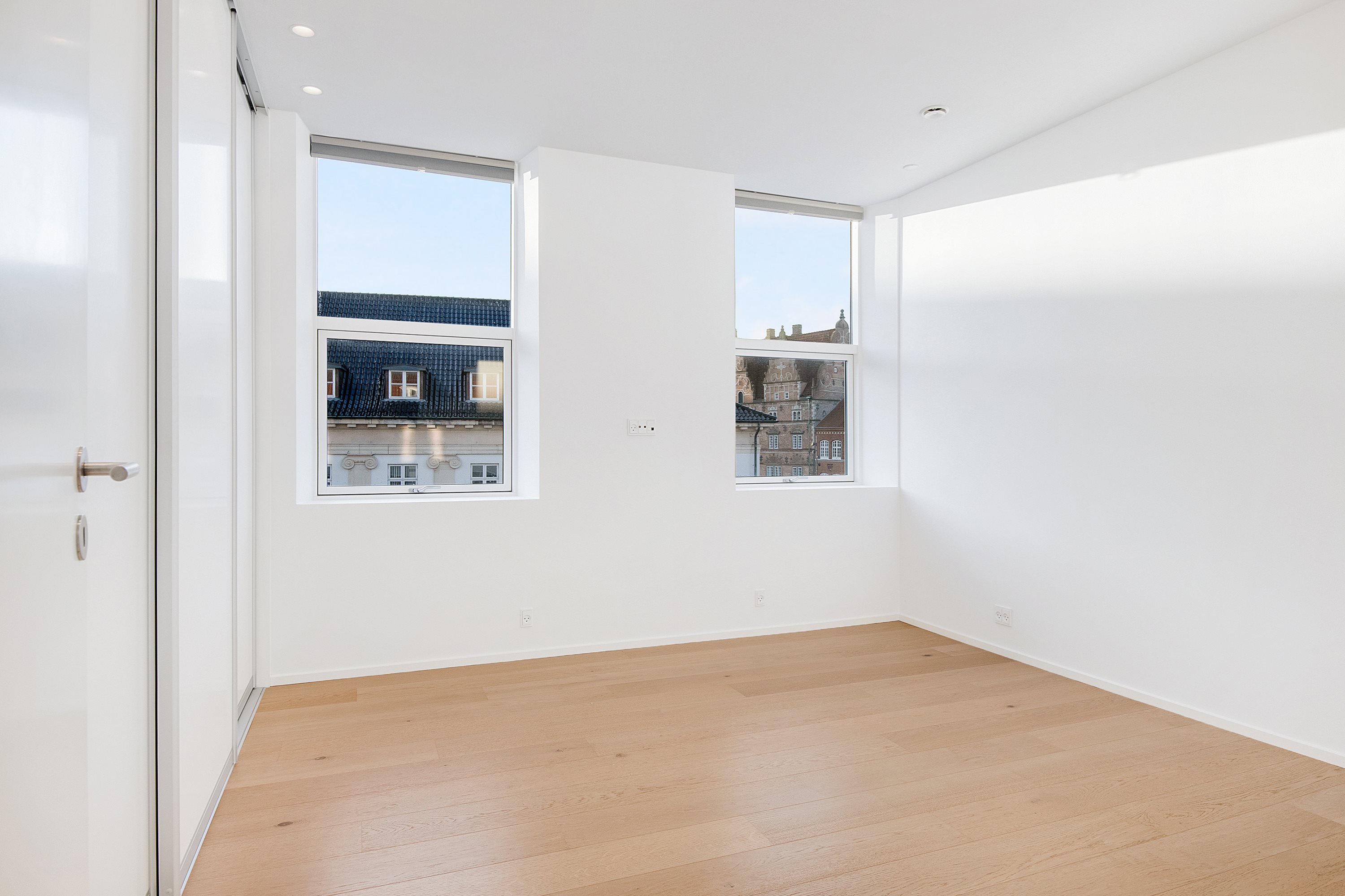 Fremhævet værelse billede i fuldskærmstilstand. Billede af Nytorv 3, 2. 4., 9000 Aalborg