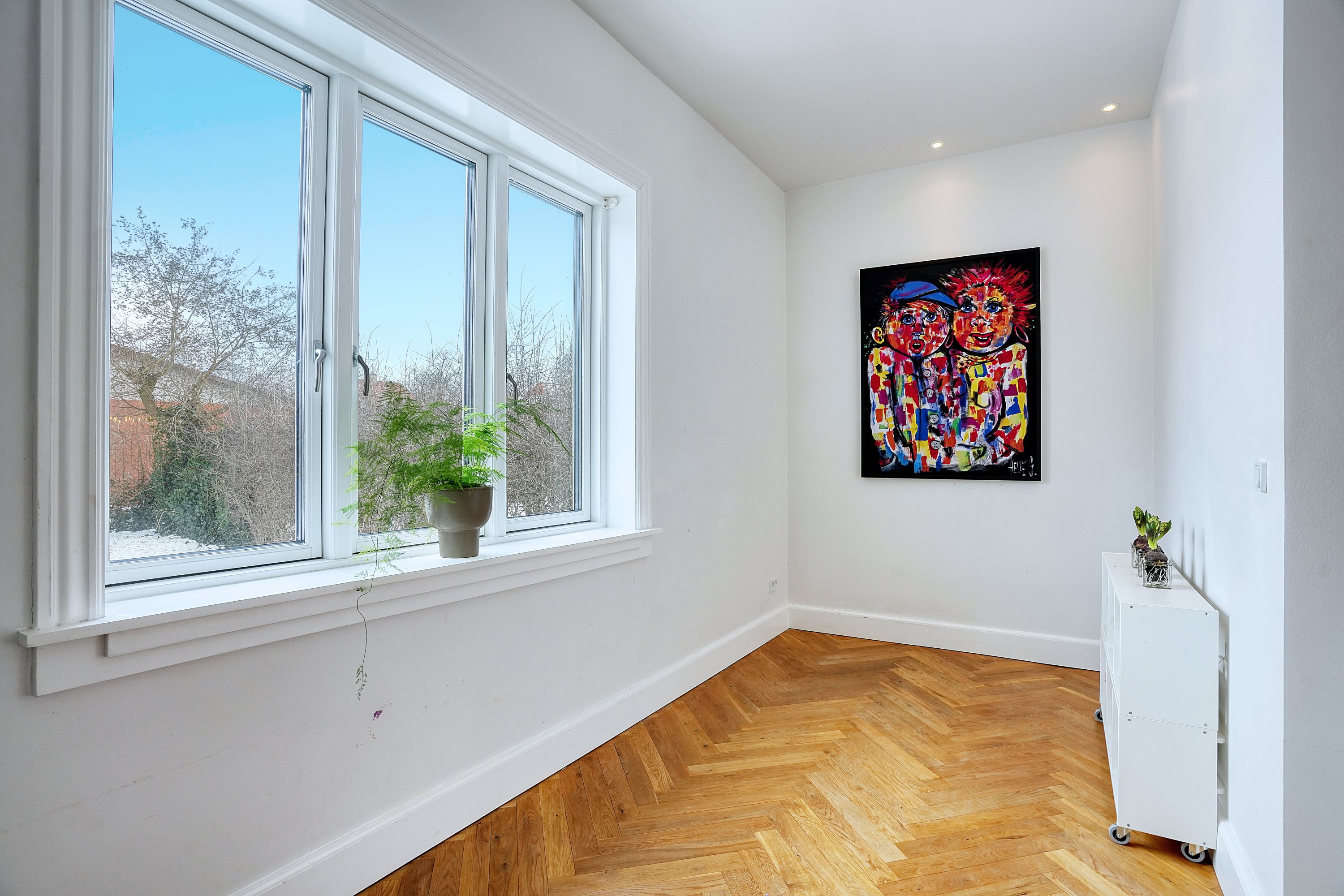 Fremhævet værelse billede i fuldskærmstilstand. Billede af Humlebæk Strandvej 66, 3050 Humlebæk