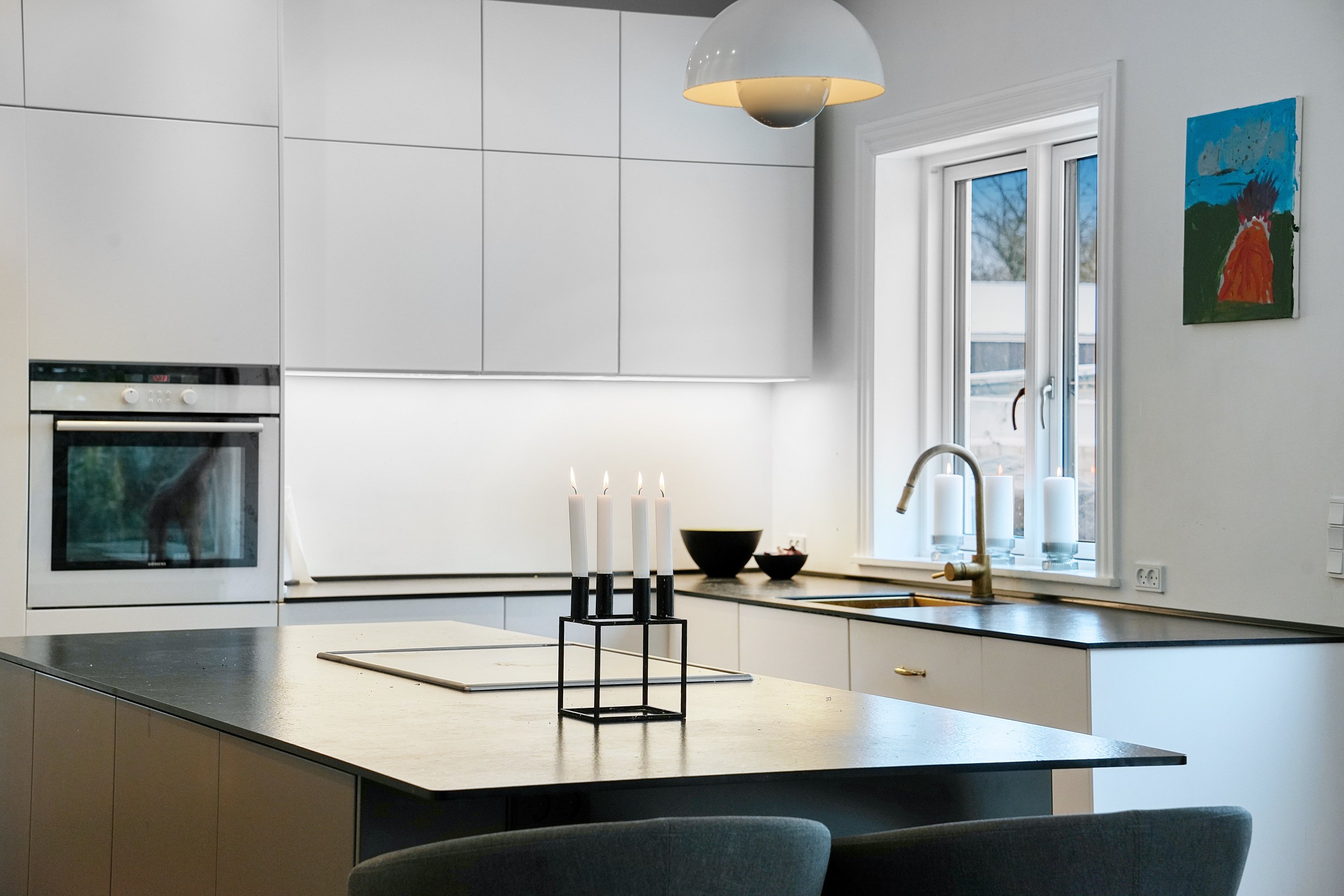 Fremhævet køkken billede i fuldskærmstilstand. Billede af Humlebæk Strandvej 66, 3050 Humlebæk