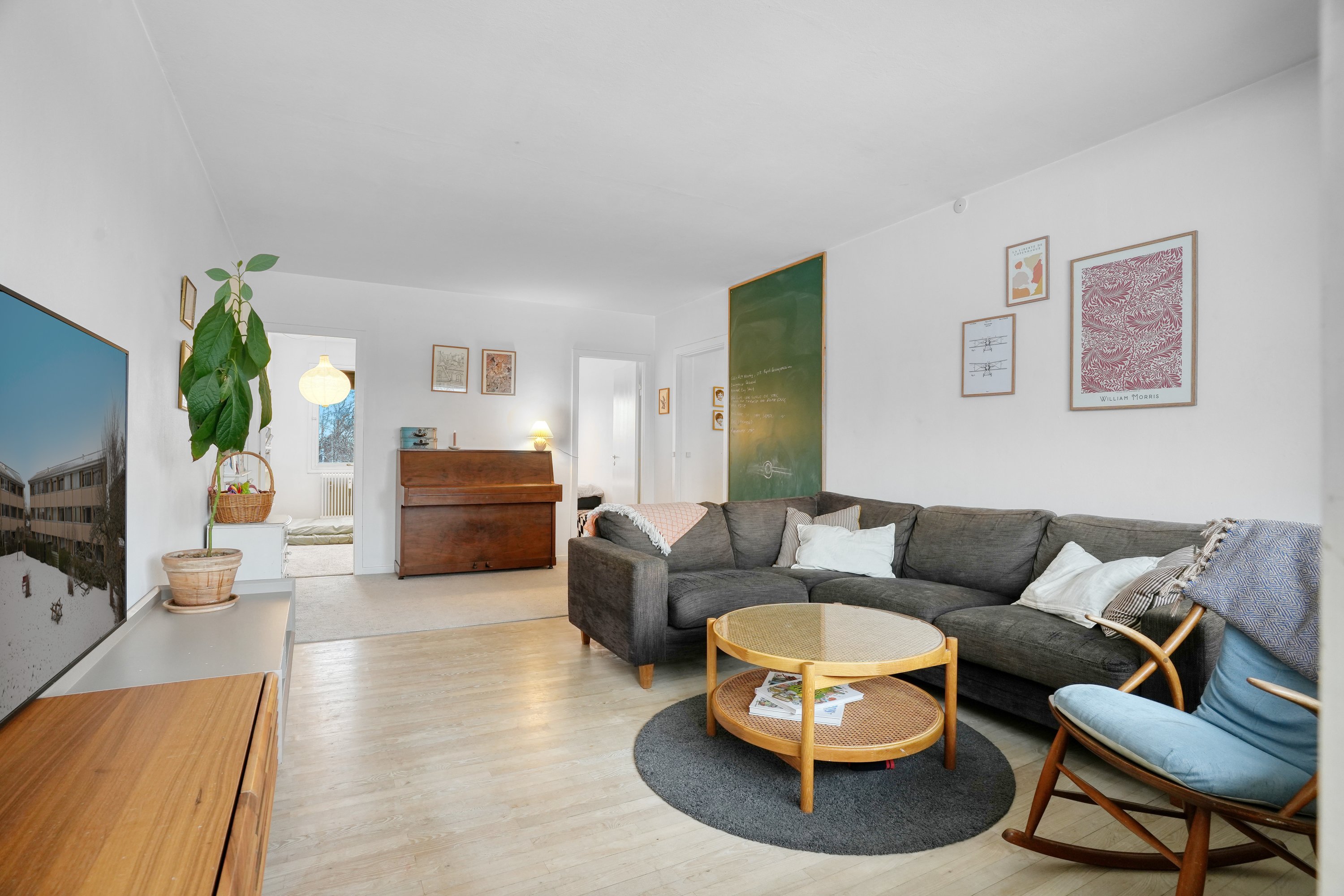 Miniaturebillede 2: stue. Billede af Teglgårdsvej 389, 1. th., 3050 Humlebæk