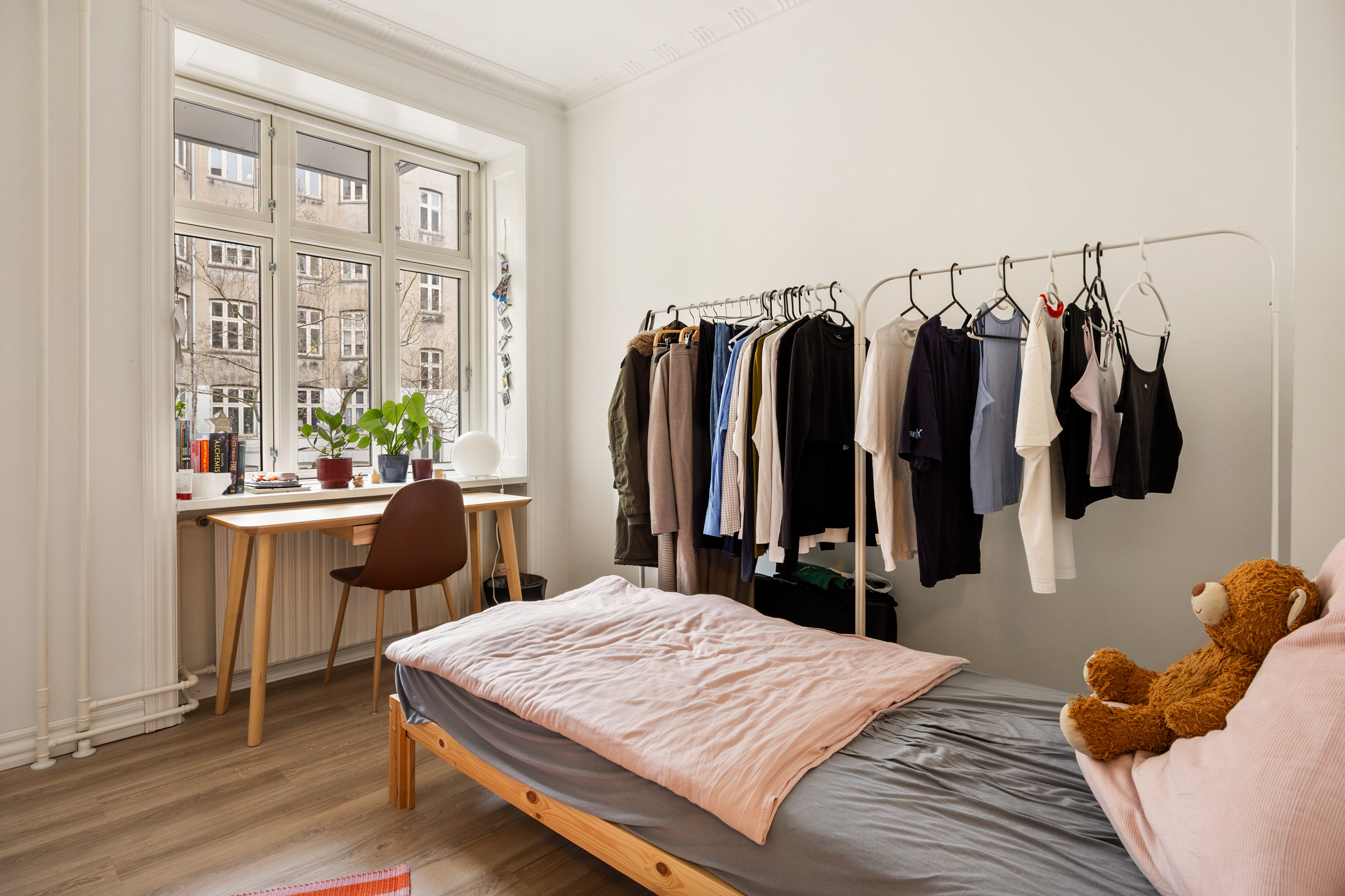 Miniaturebillede 1: værelse. Billede af Julius Bloms Gade 31, 1. th., 2200 København N