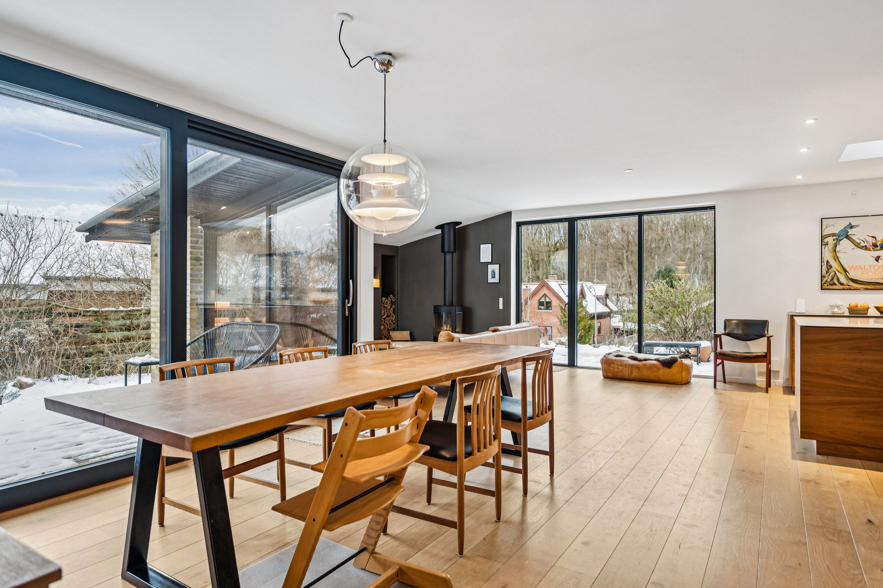 Fremhævet stue billede i fuldskærmstilstand. Billede af Skovbrynet 18, 2880 Bagsværd