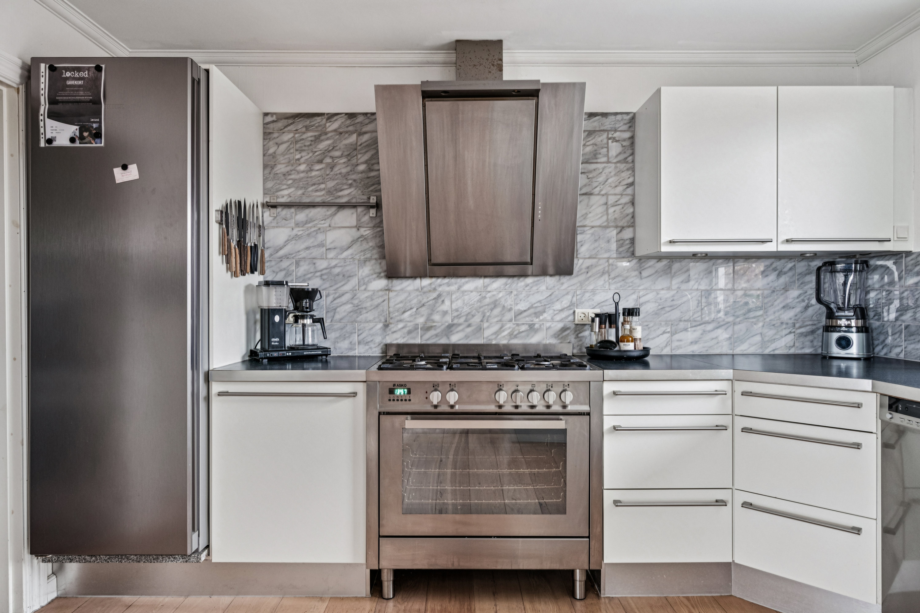 Fremhævet køkken billede i fuldskærmstilstand. Billede af Skansebakken 4, 8400 Ebeltoft