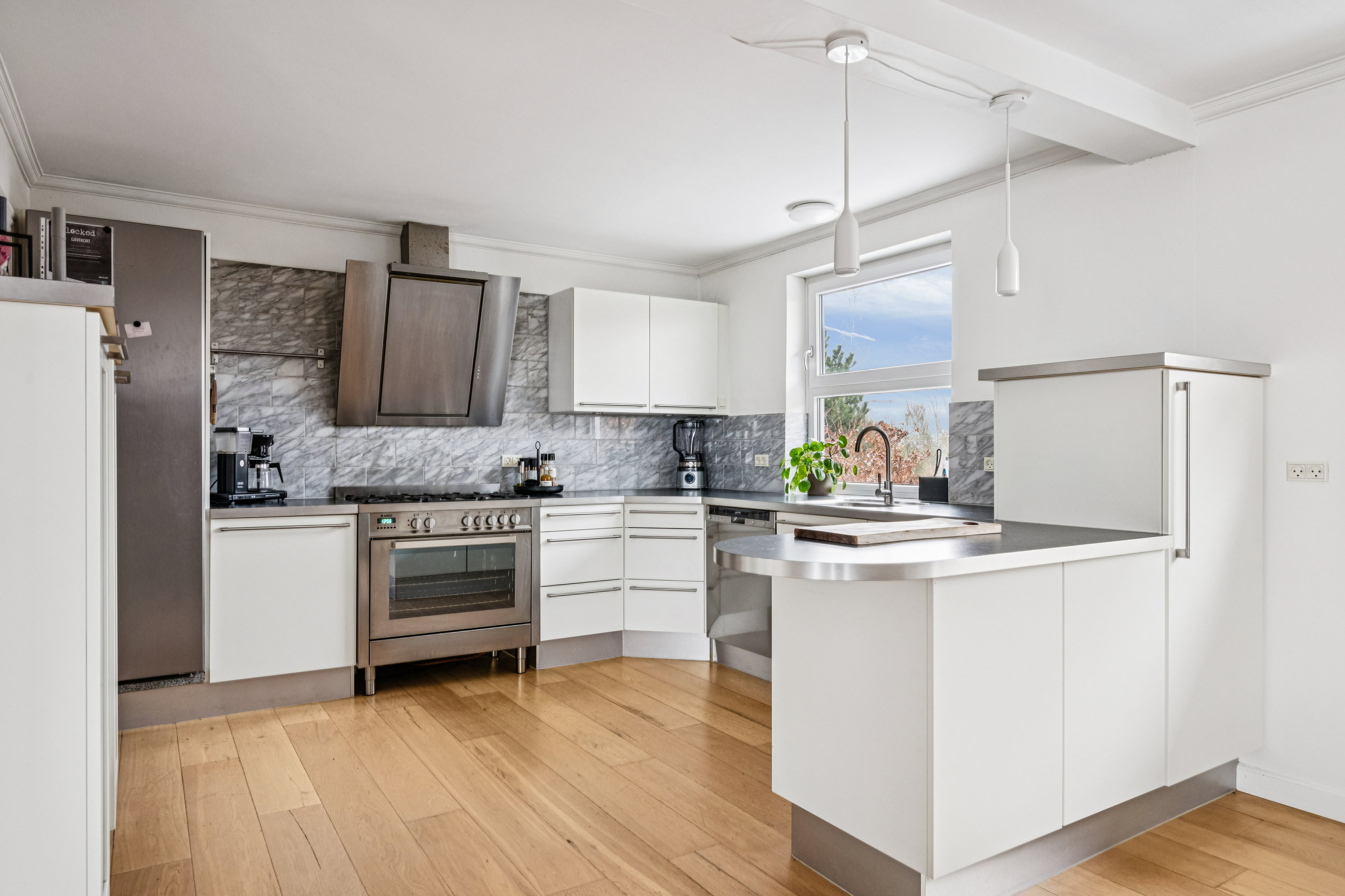 Fremhævet køkken billede i fuldskærmstilstand. Billede af Skansebakken 4, 8400 Ebeltoft