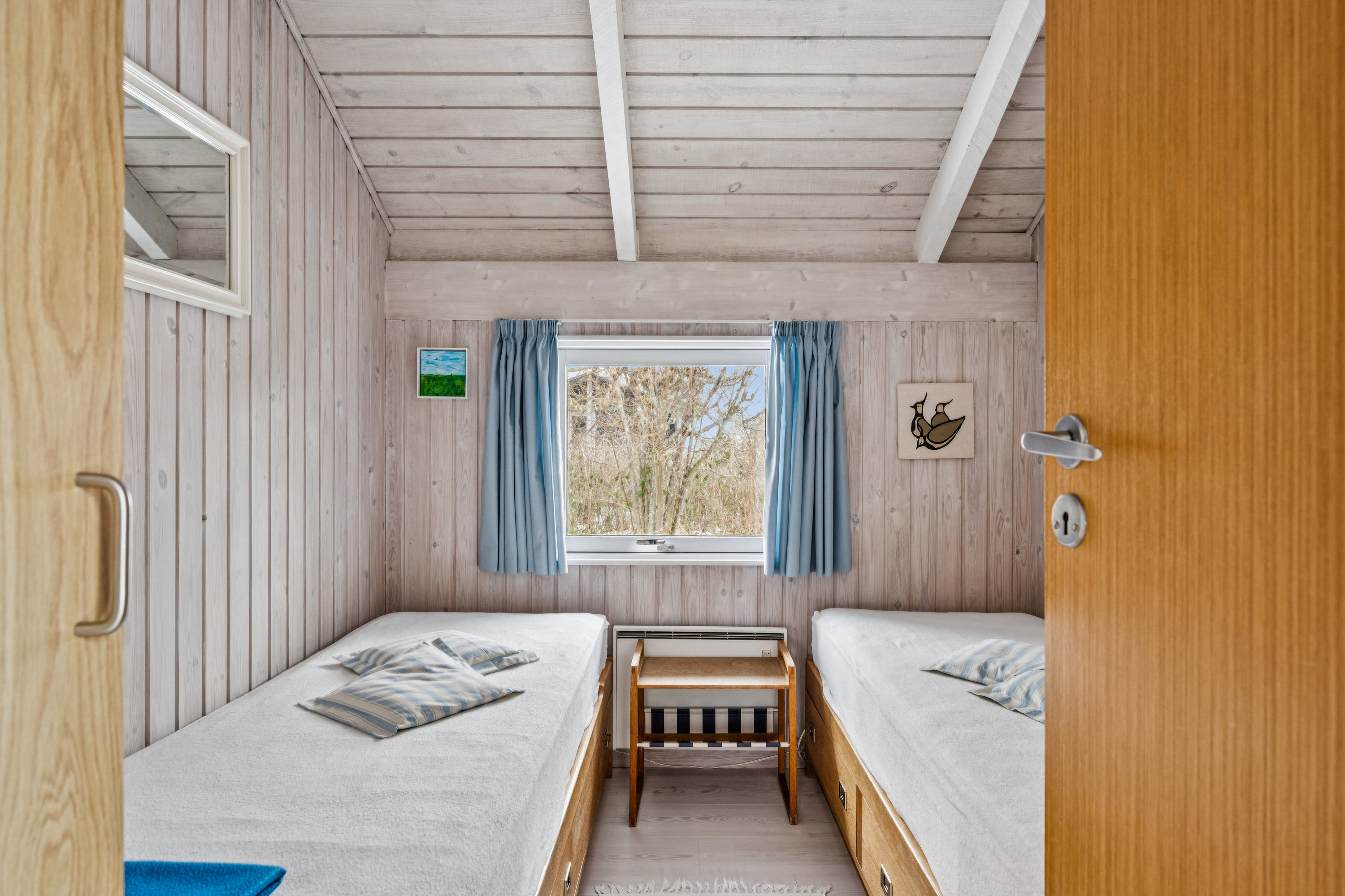 Fremhævet værelse billede i fuldskærmstilstand. Billede af Skråningen 26, Begtrup Vig, 8420 Knebel