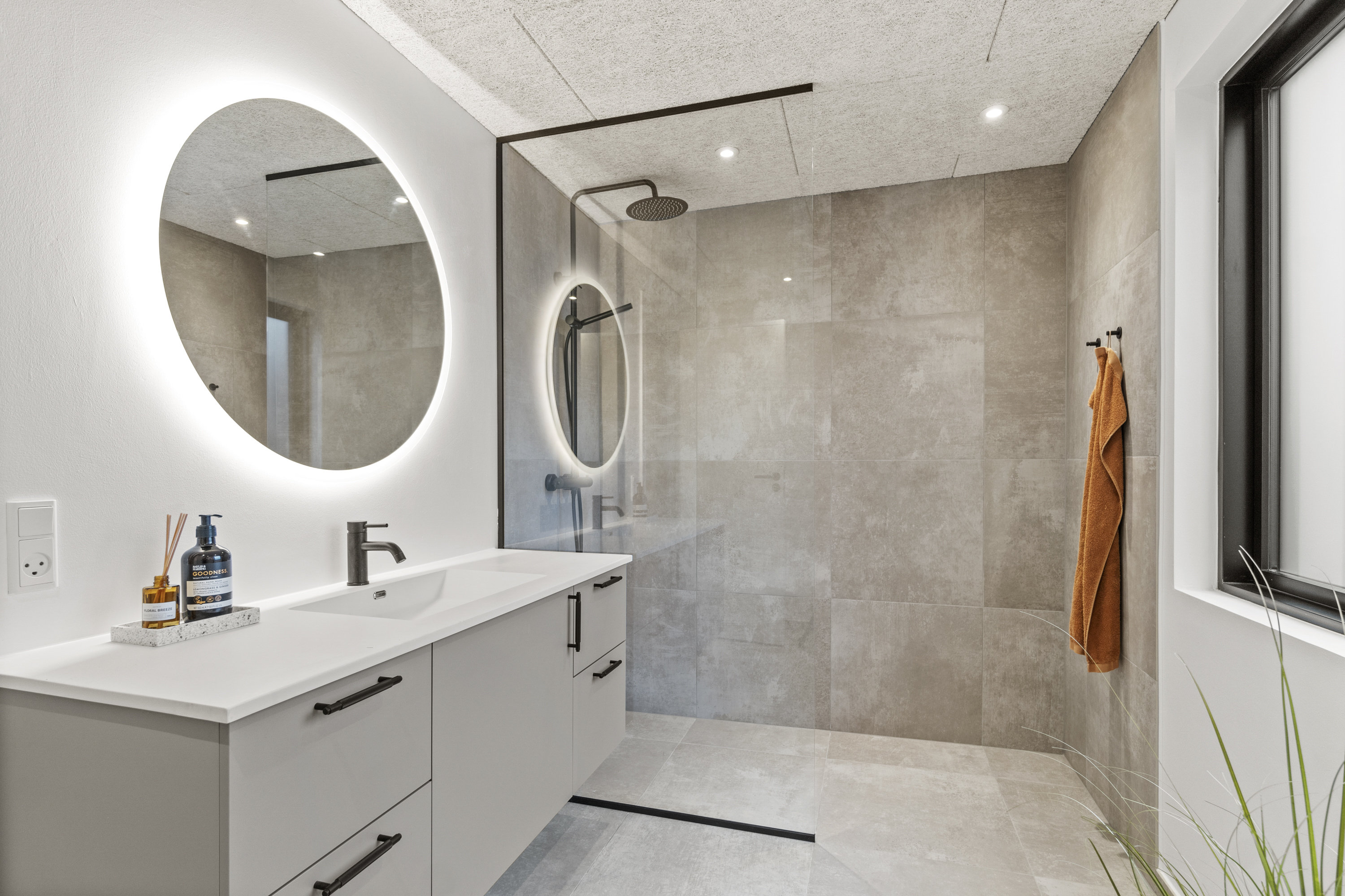 Fremhævet  billede i fuldskærmstilstand. Billede af Fjordglimtsvej 5, 8700 Horsens