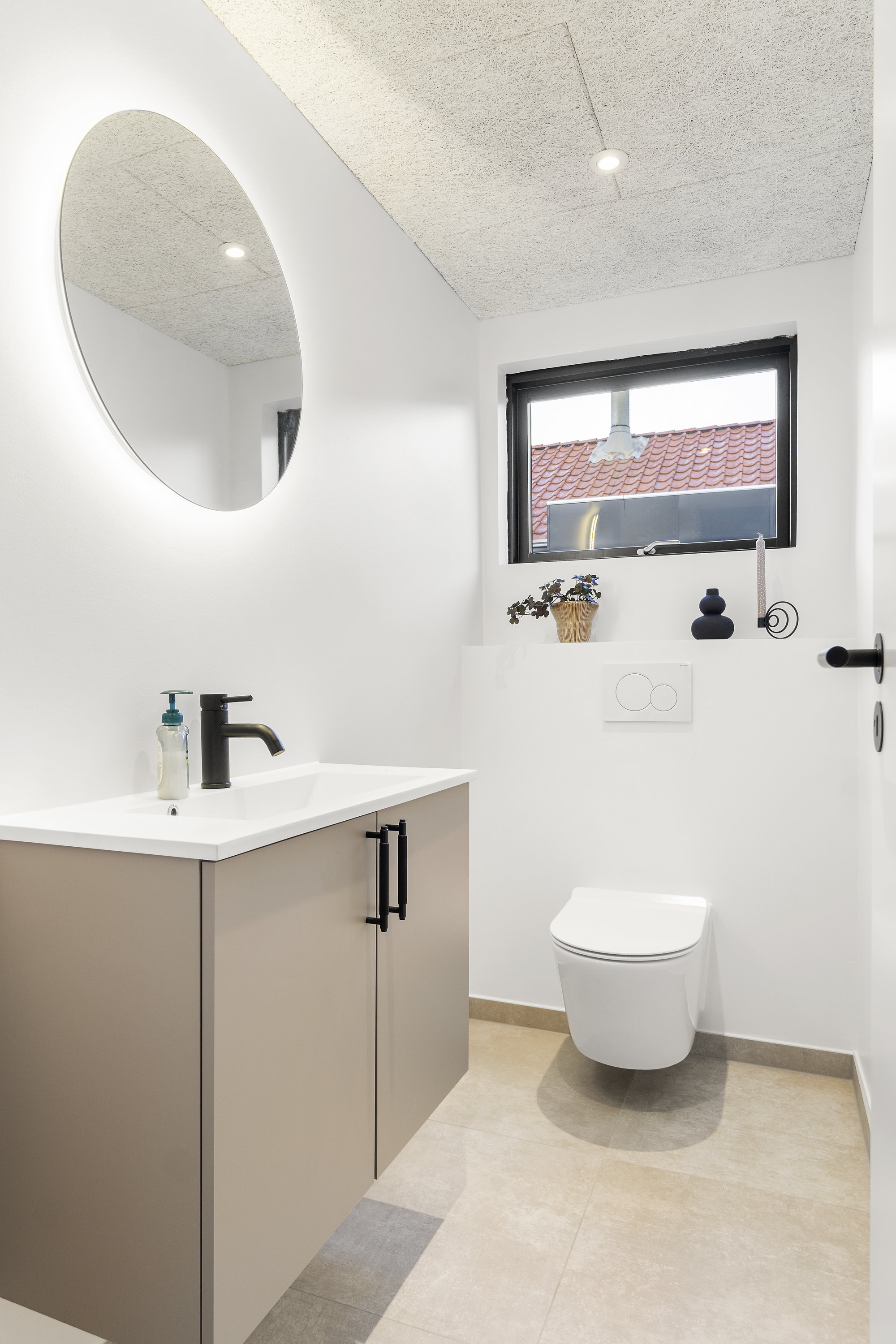 Fremhævet  billede i fuldskærmstilstand. Billede af Fjordglimtsvej 5, 8700 Horsens