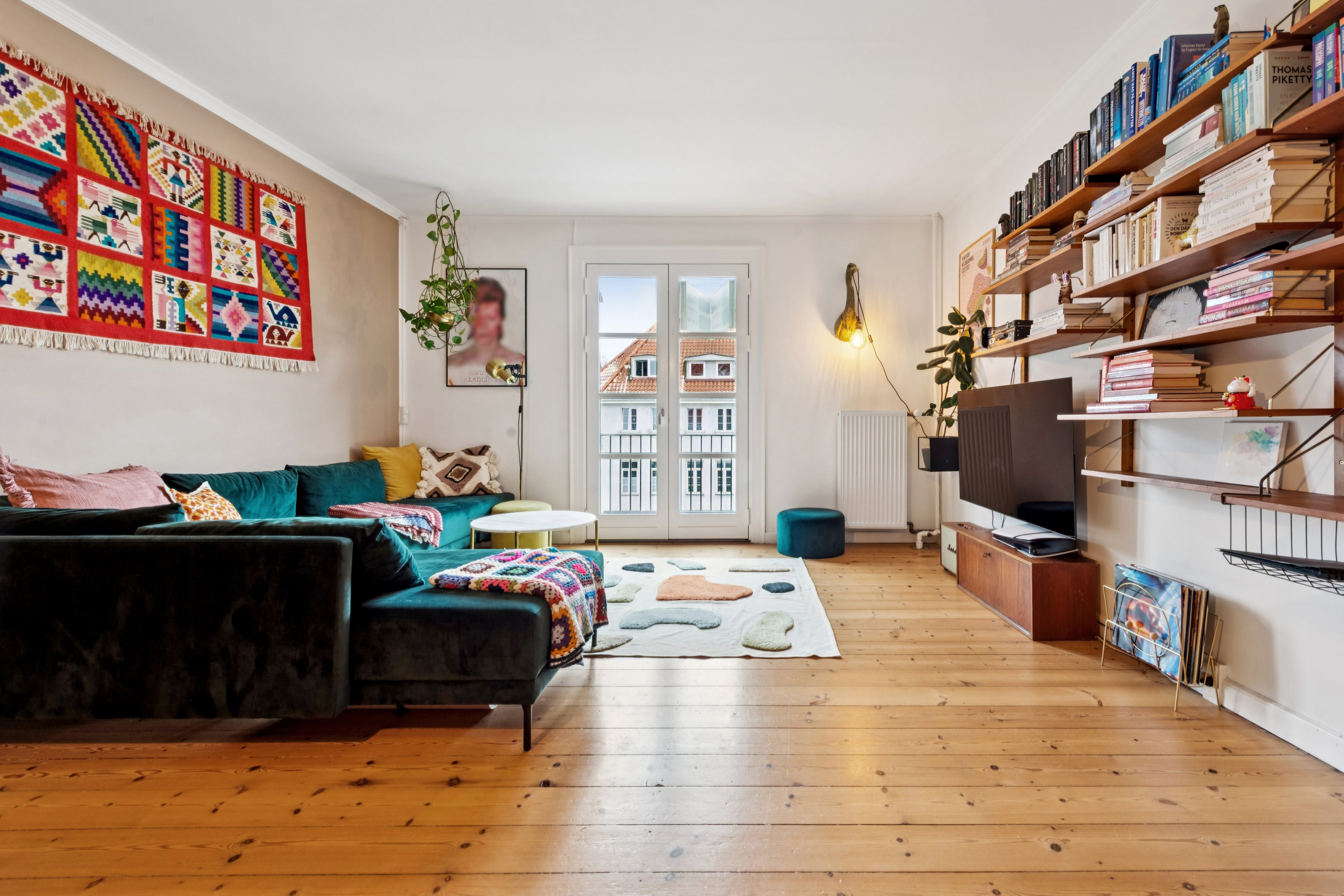 Fremhævet stue billede i fuldskærmstilstand. Billede af Bellahøjvej 144, 1. th., 2720 Vanløse