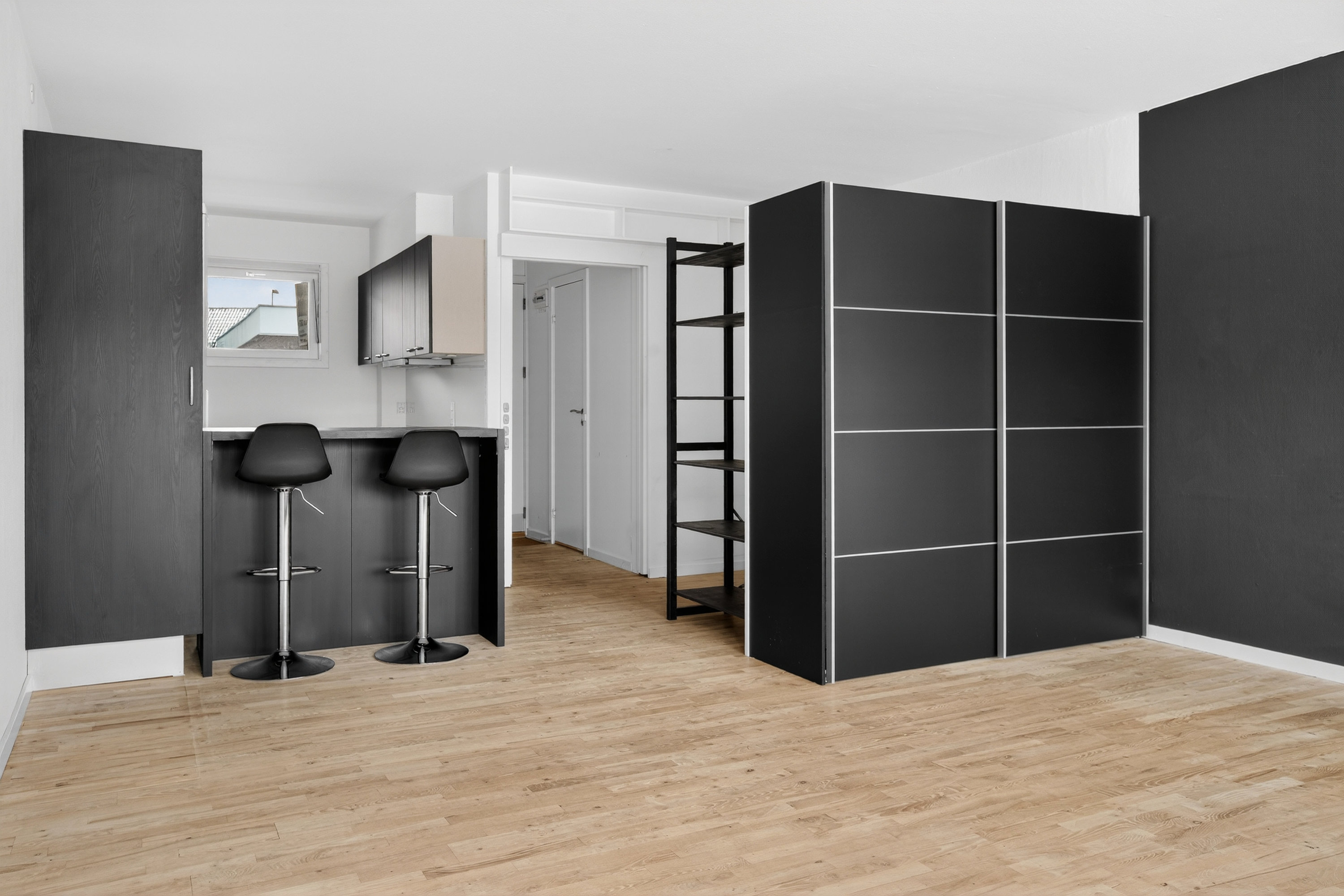 Fremhævet stue billede i fuldskærmstilstand. Billede af Højagerparken 5, st.., 2750 Ballerup