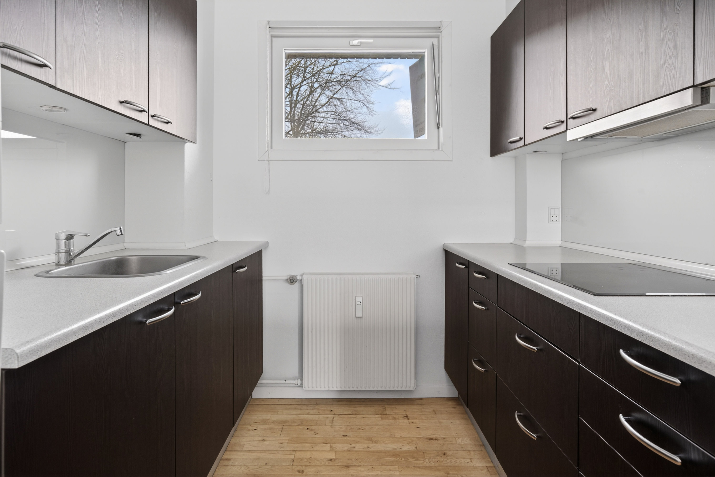 Fremhævet køkken billede i fuldskærmstilstand. Billede af Højagerparken 5, st.., 2750 Ballerup