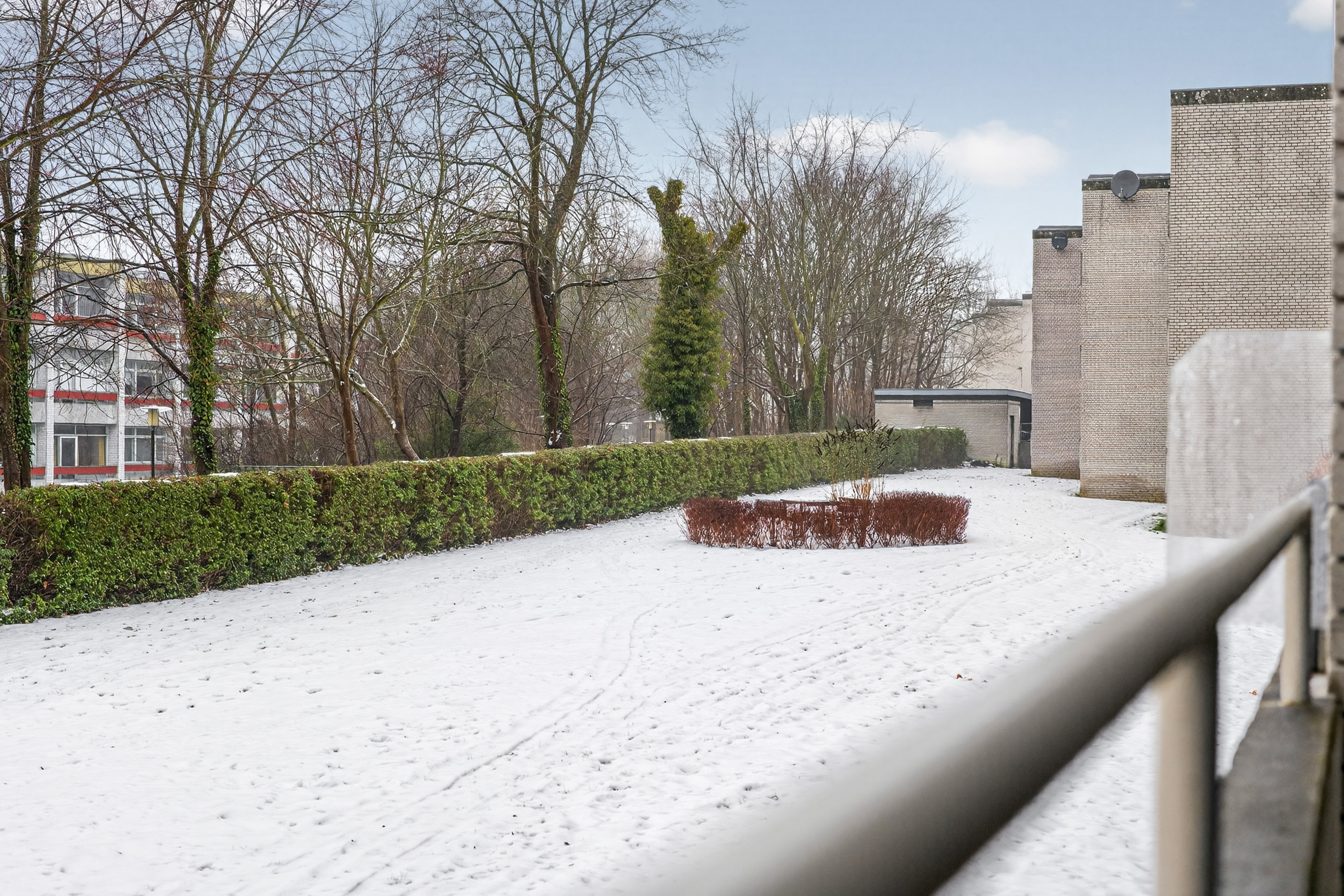 Fremhævet ude billede i fuldskærmstilstand. Billede af Højagerparken 5, st.., 2750 Ballerup