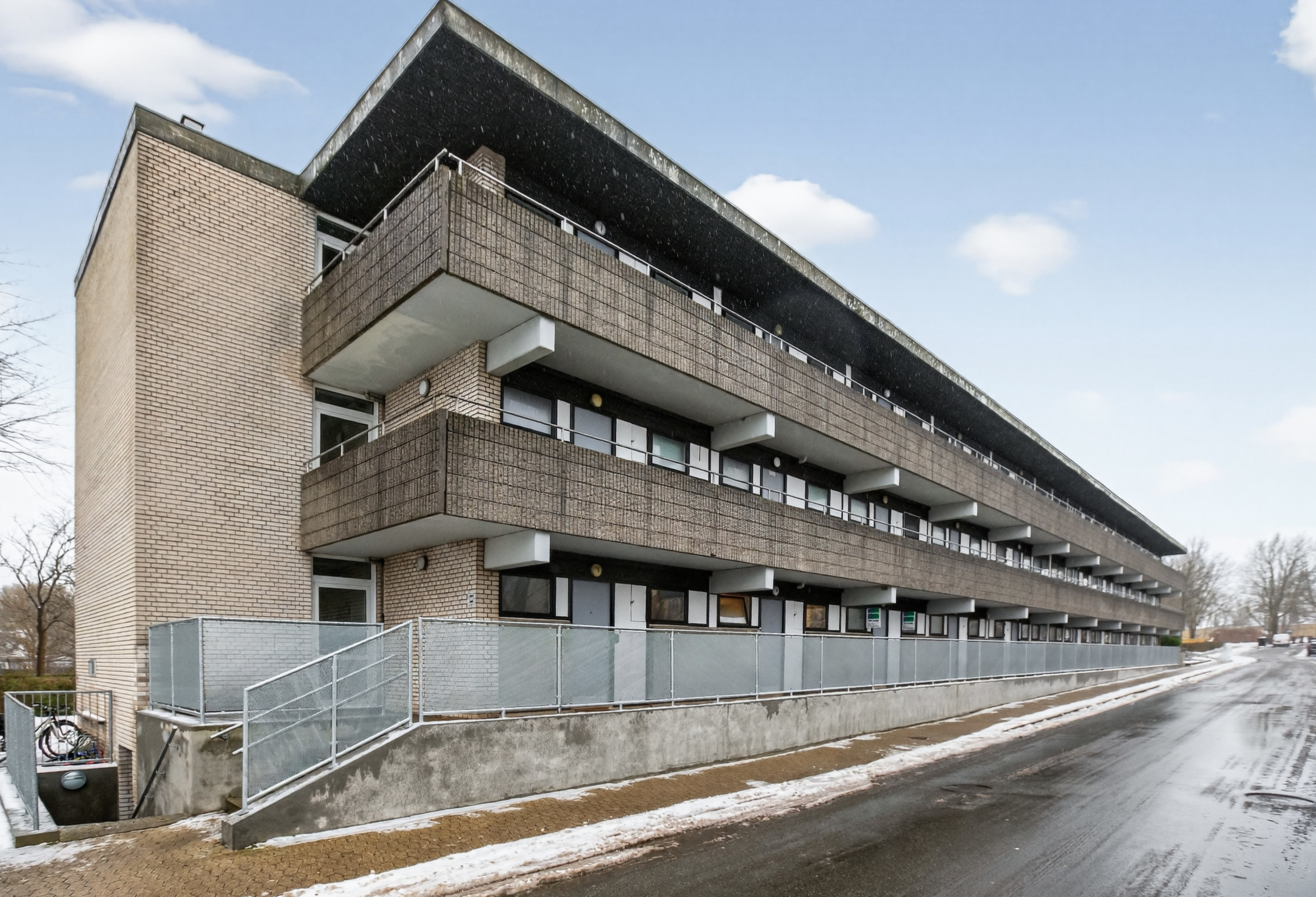 Fremhævet ude billede i fuldskærmstilstand. Billede af Højagerparken 5, st.., 2750 Ballerup