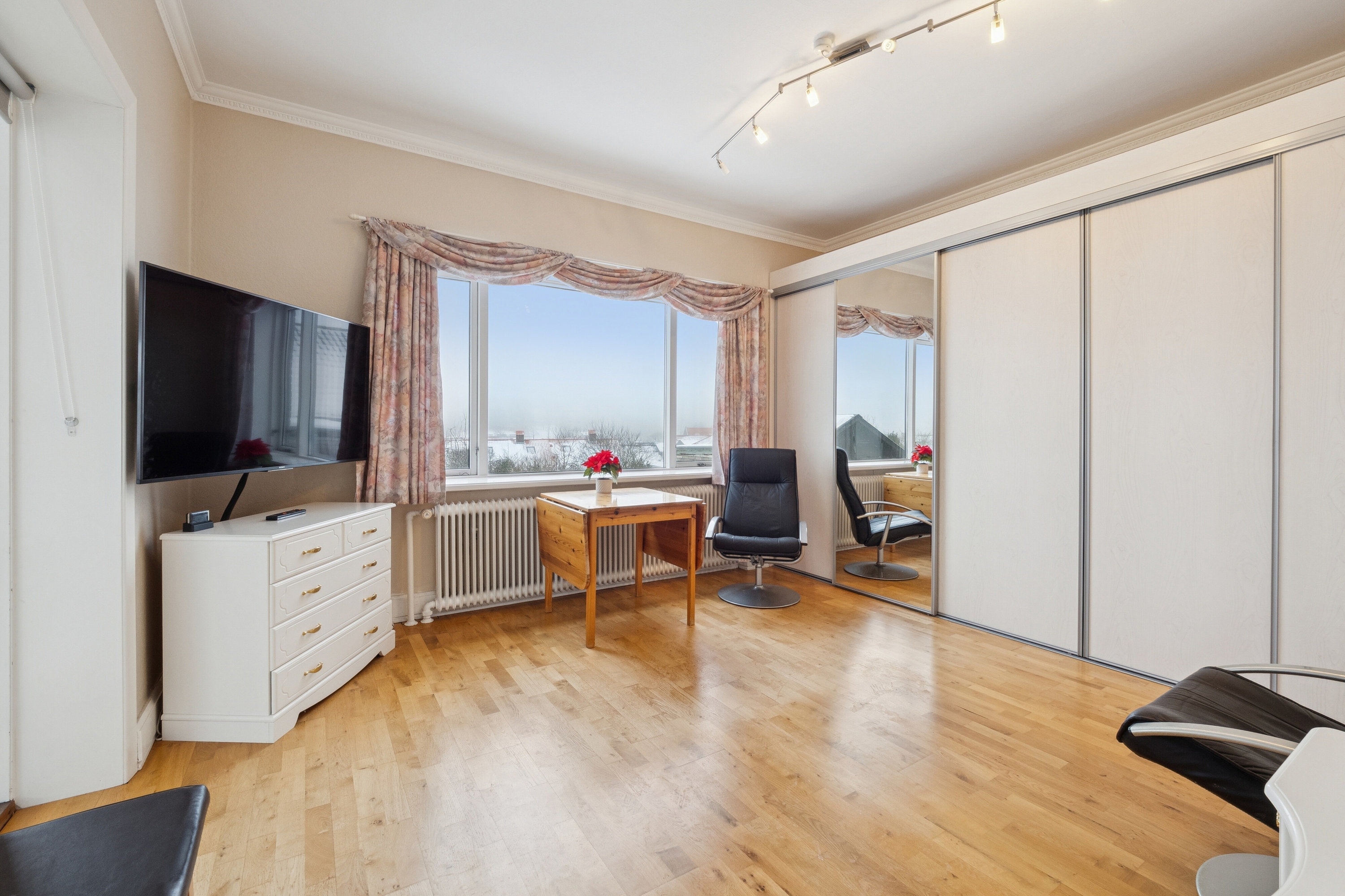 Fremhævet stue billede i fuldskærmstilstand. Billede af Malthe Bruuns Vej 8, 7700 Thisted