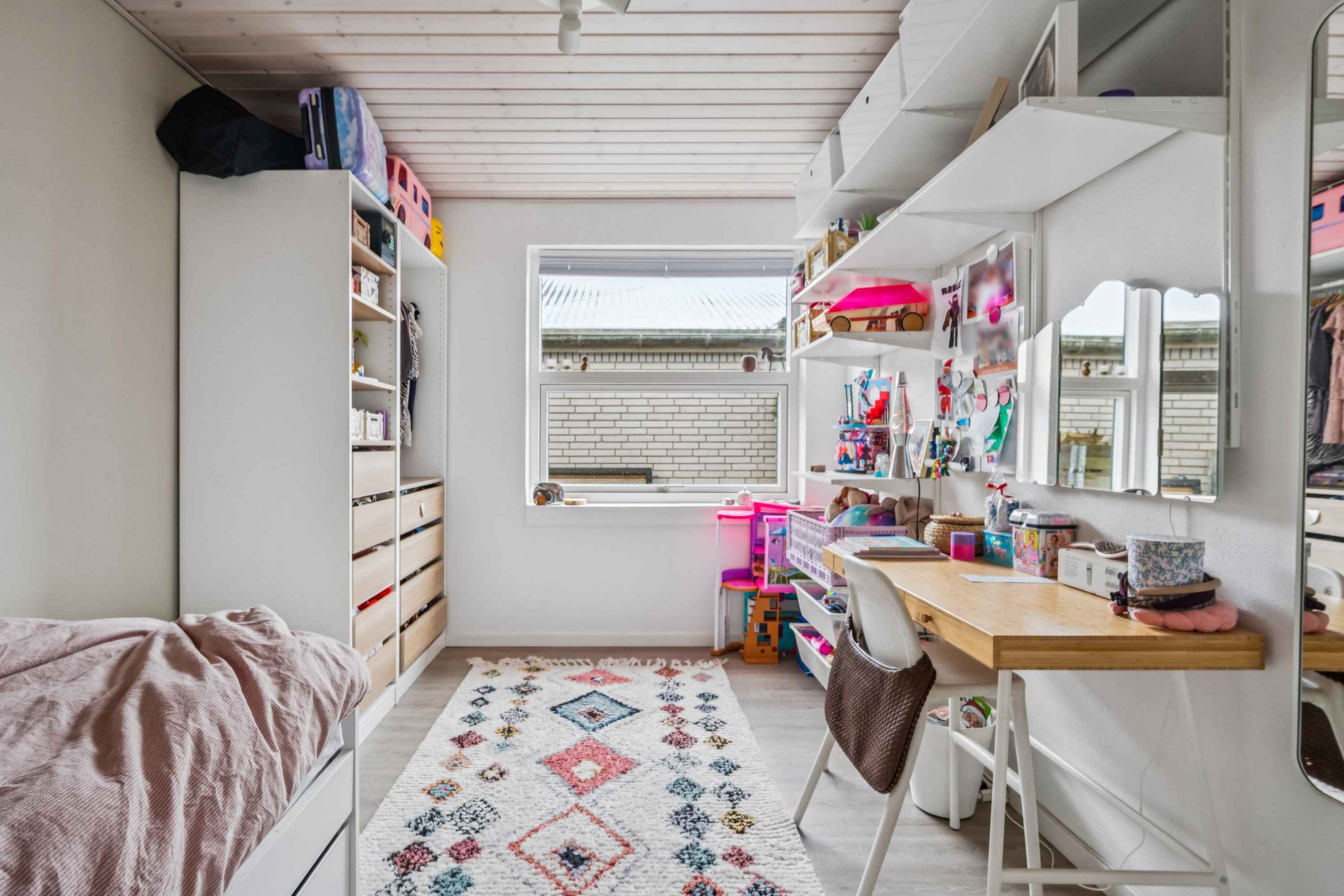 Fremhævet værelse billede i fuldskærmstilstand. Billede af Tinningvej 15, Foldby, 8382 Hinnerup