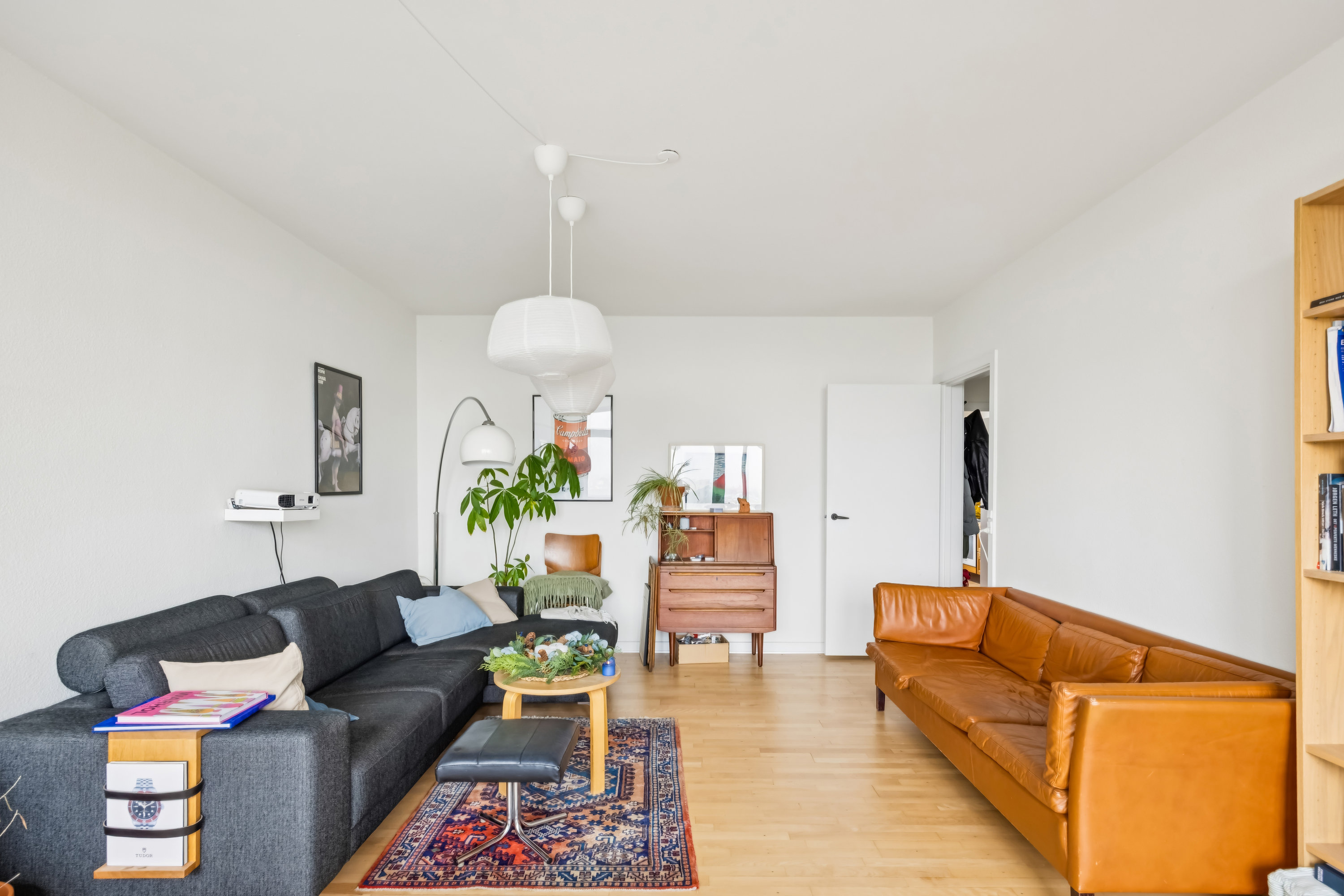 Fremhævet stue billede i fuldskærmstilstand. Billede af Rådmand Steins Alle 27, 5. th., 2000 Frederiksberg