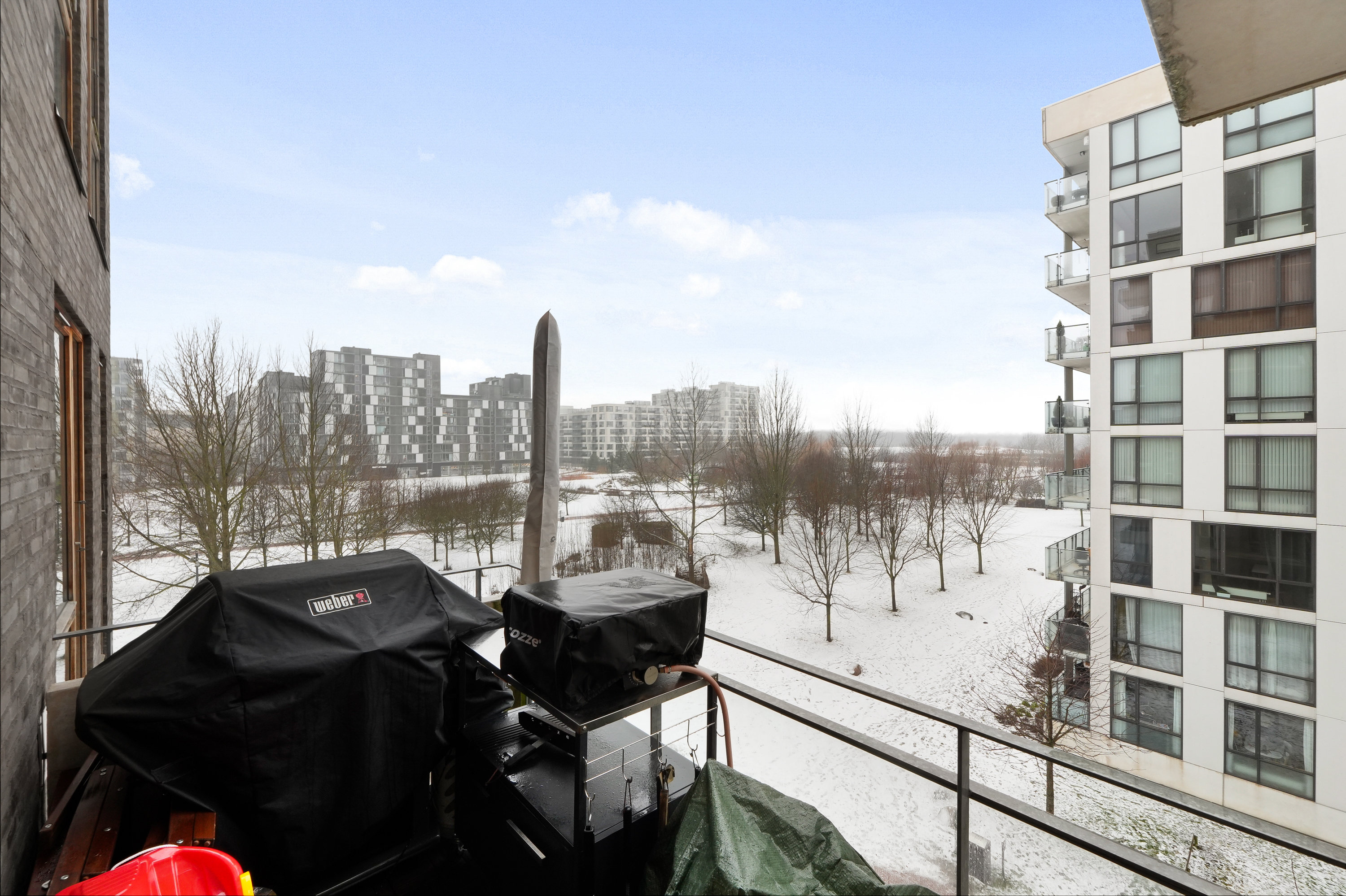 Fremhævet andet billede i fuldskærmstilstand. Billede af C.F. Møllers Allé 66, 3. th., 2300 København S