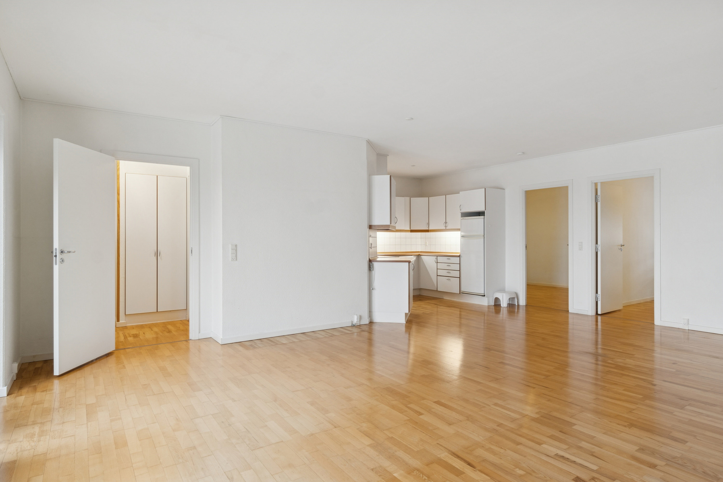 Fremhævet stue billede i fuldskærmstilstand. Billede af Strøget 33, 1. c., 7430 Ikast