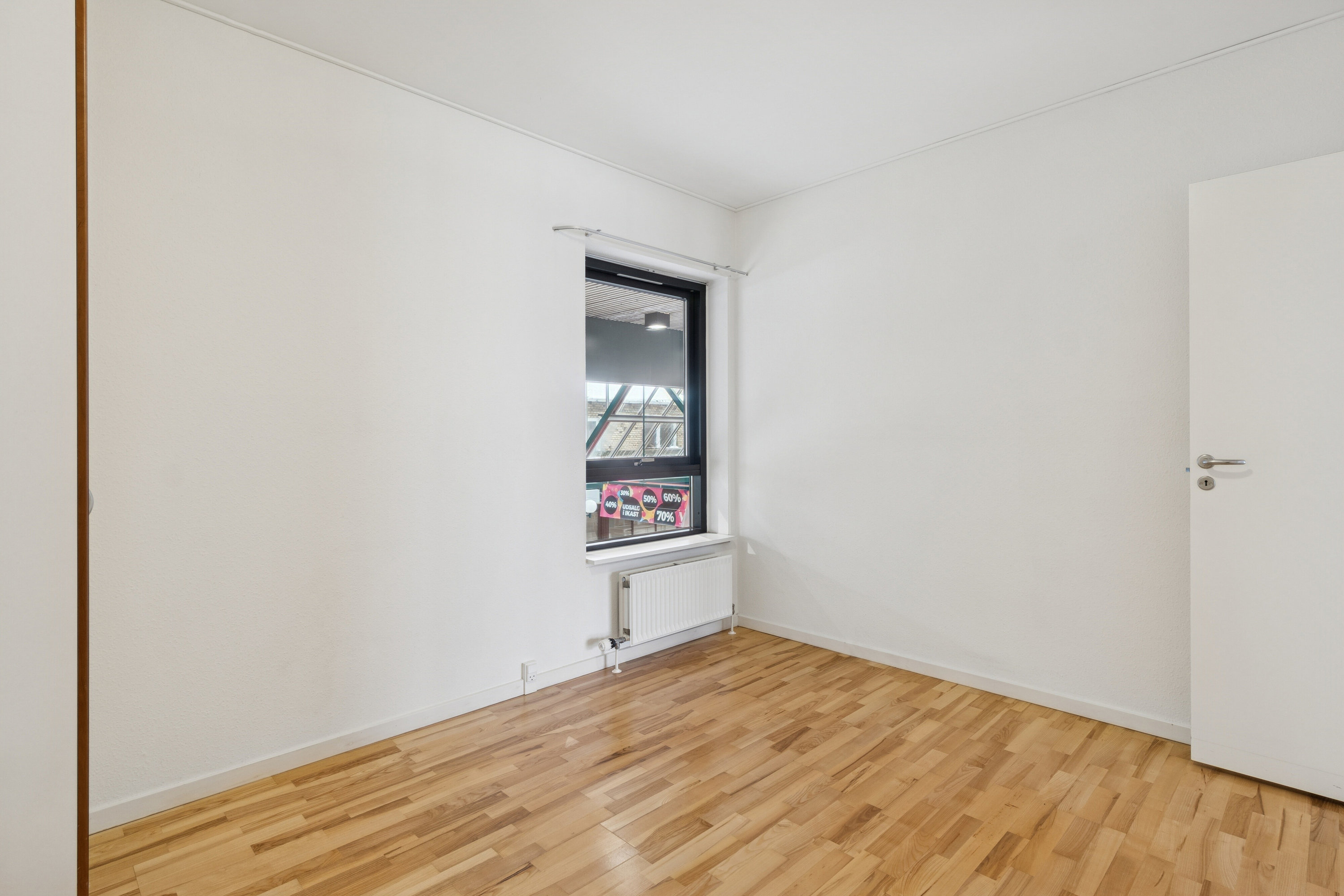 Fremhævet soveværelse billede i fuldskærmstilstand. Billede af Strøget 33, 1. c., 7430 Ikast