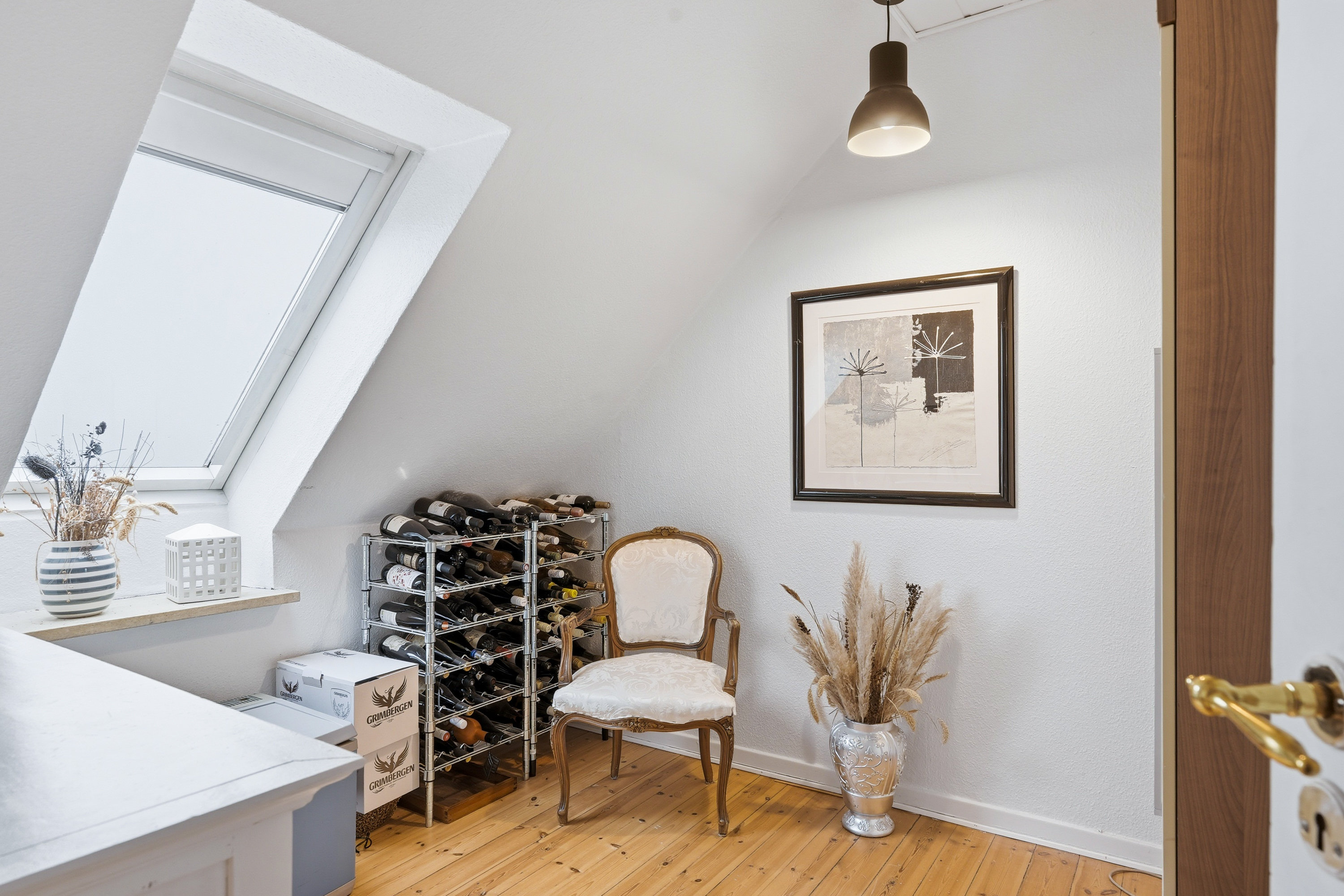 Fremhævet værelse billede i fuldskærmstilstand. Billede af Njalsvej 7, Højstrup, 5210 Odense NV