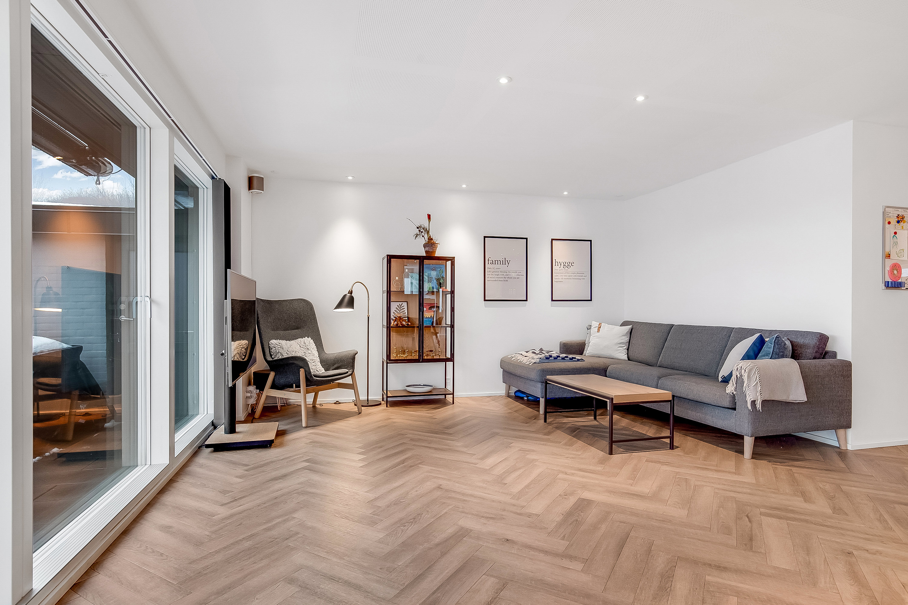 Fremhævet stue billede i fuldskærmstilstand. Billede af Heliosvej 17, Uhrhøj, 7100 Vejle