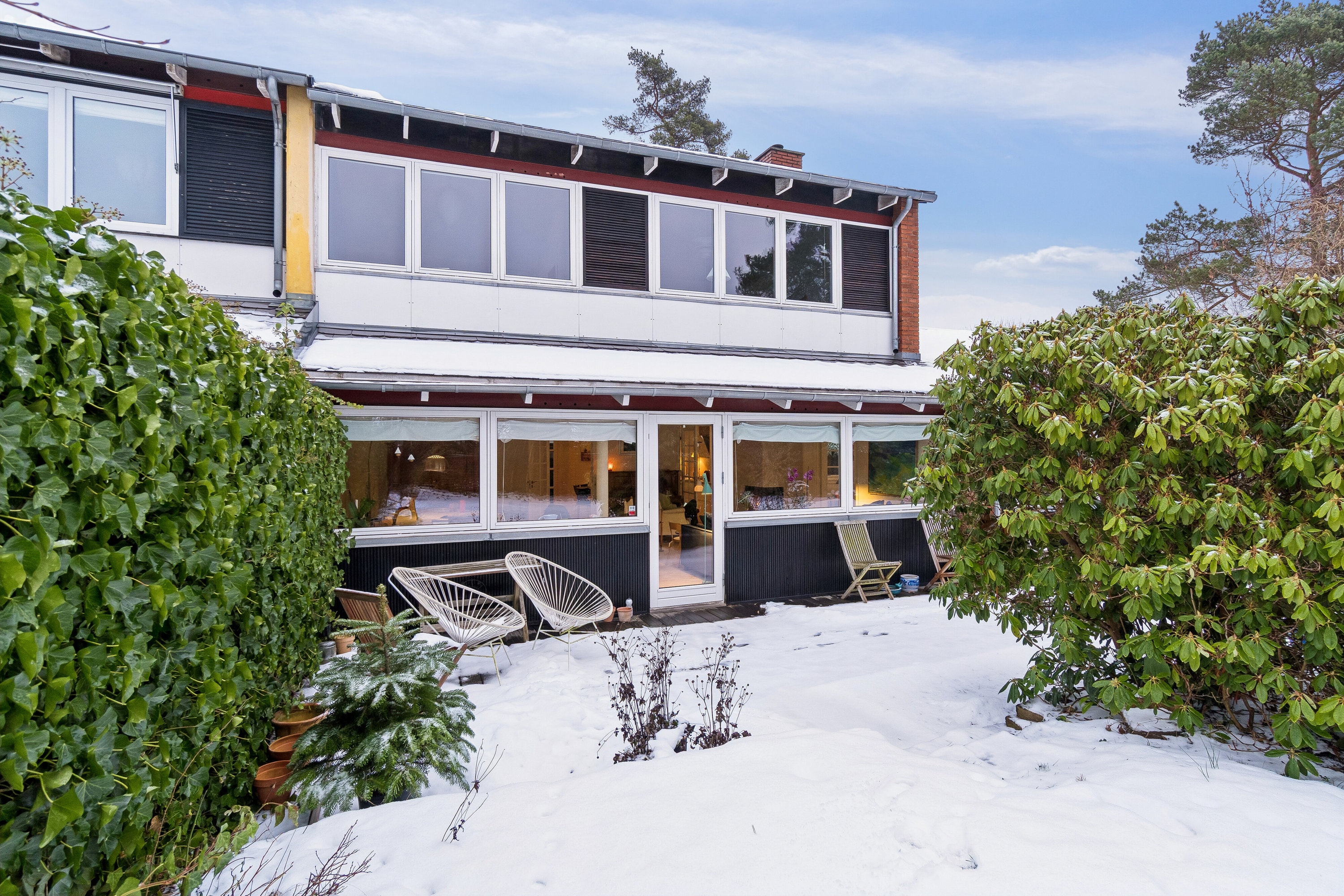 Fremhævet udendørs billede i fuldskærmstilstand. Billede af Åbrinken 159, 2830 Virum