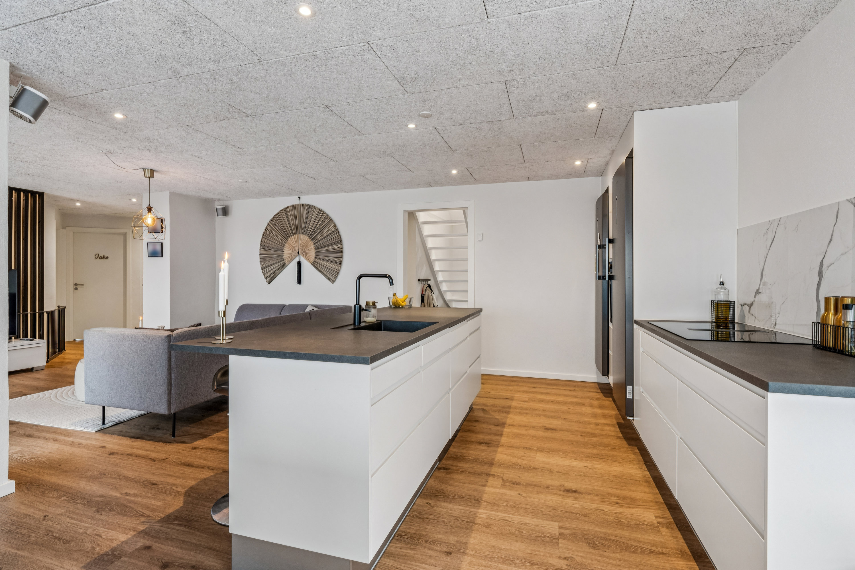 Fremhævet køkken billede i fuldskærmstilstand. Billede af Urbakken 9, Gug, 9210 Aalborg SØ