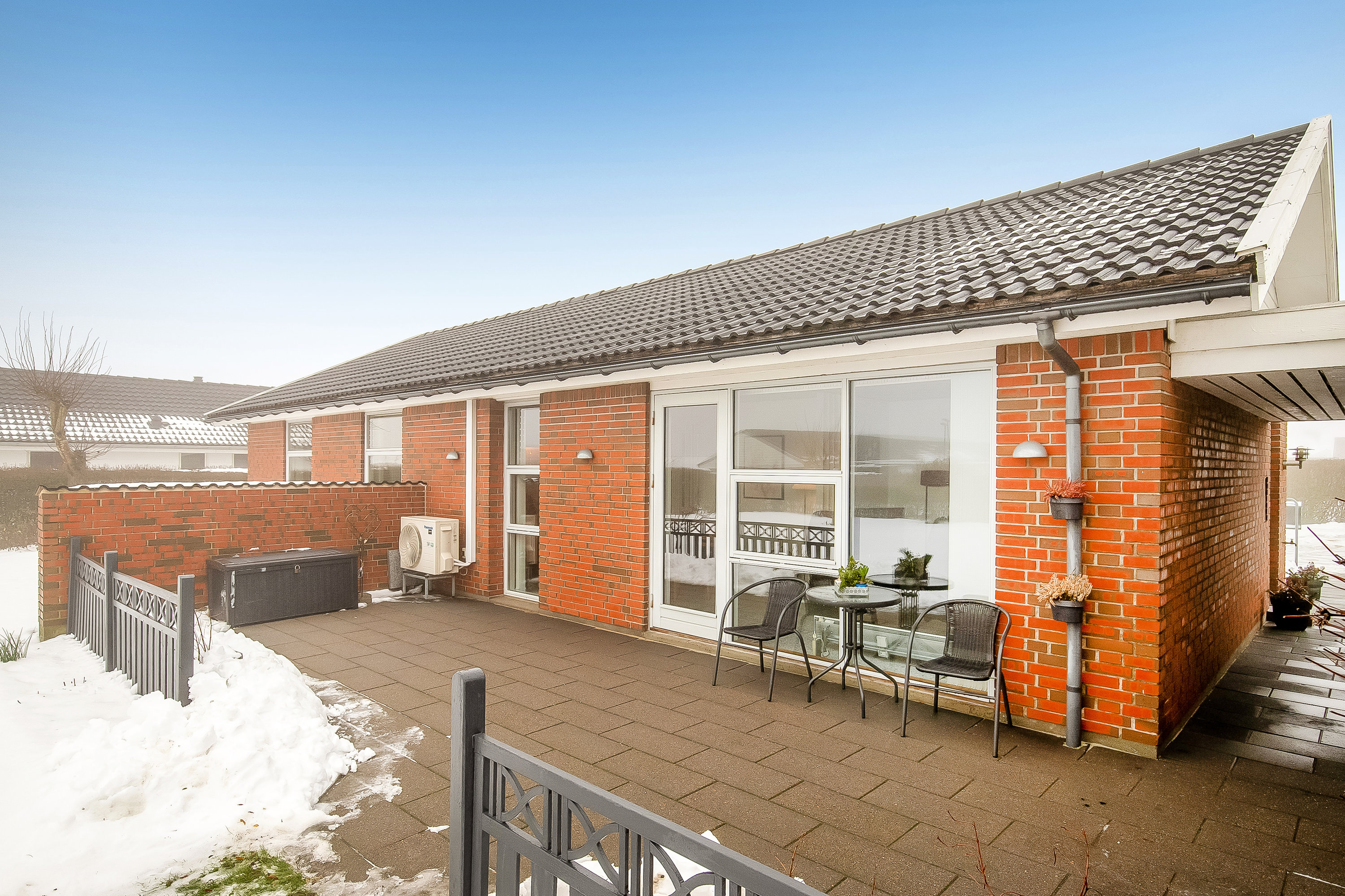 Fremhævet terrasse billede i fuldskærmstilstand. Billede af Bredager 49, Bredballe, 7120 Vejle Øst