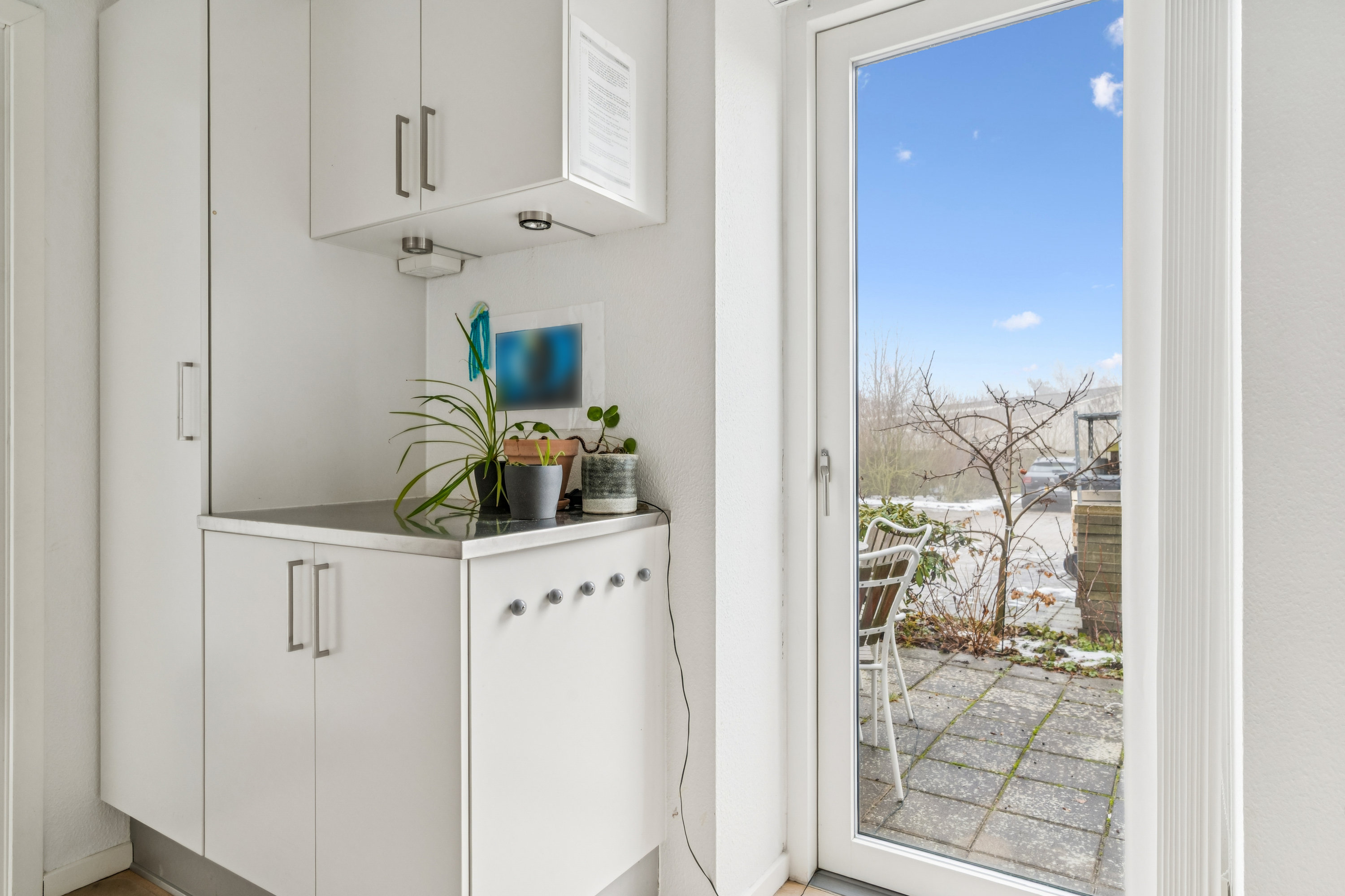 Fremhævet gang billede i fuldskærmstilstand. Billede af Egå Engvej 57, 8250 Egå