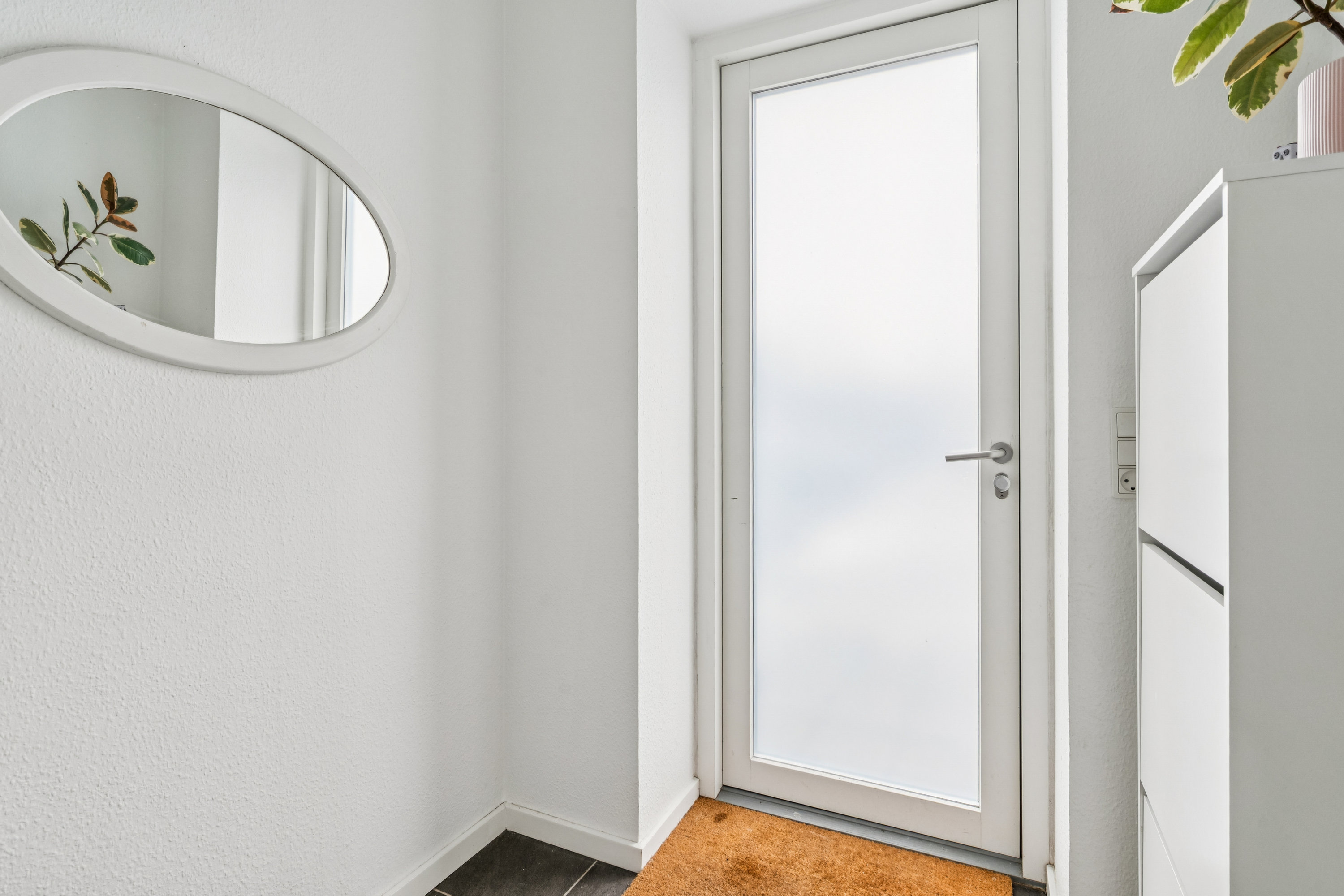 Fremhævet gang billede i fuldskærmstilstand. Billede af Egå Engvej 57, 8250 Egå