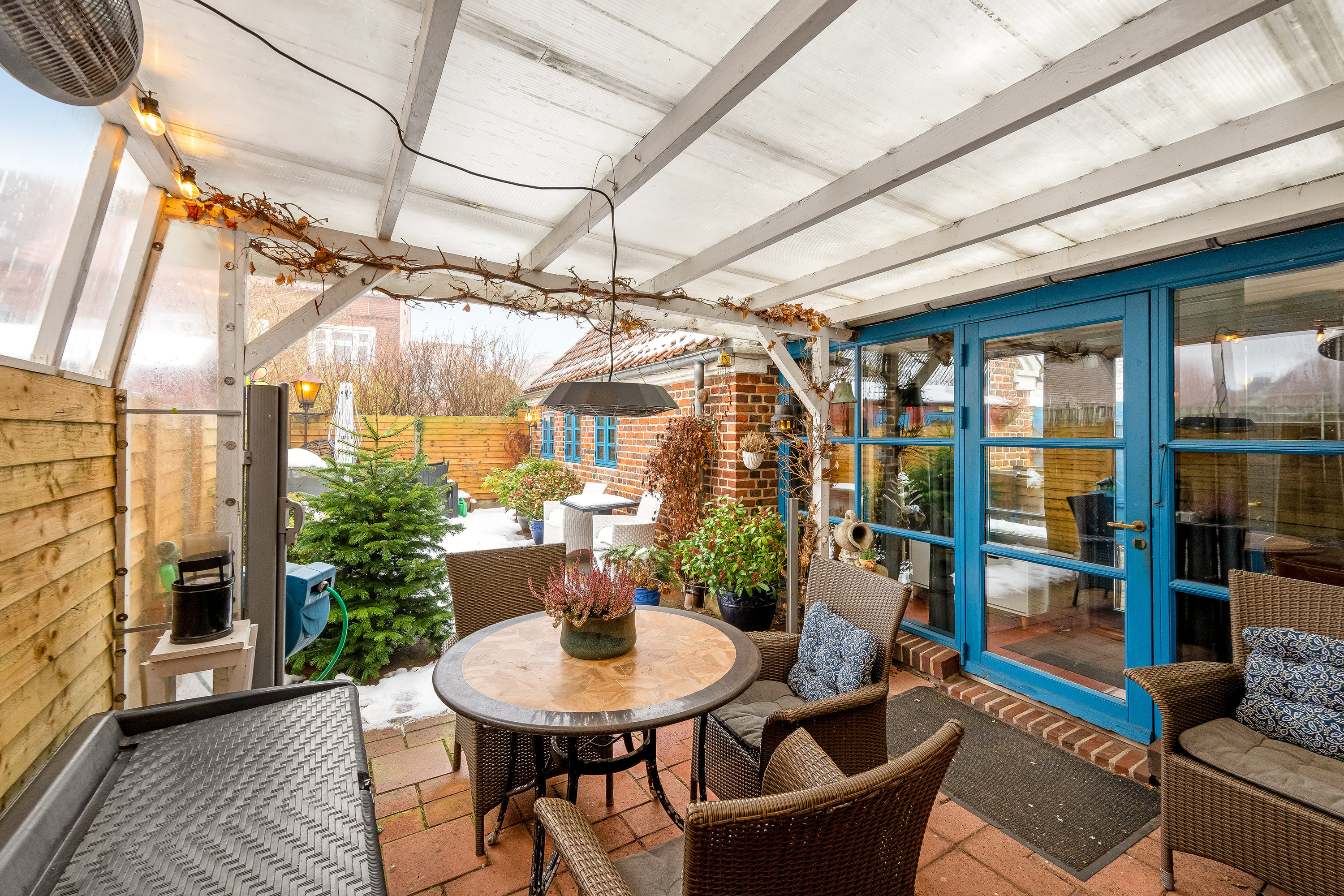 Fremhævet overdækket terrasse billede i fuldskærmstilstand. Billede af Østergade 5, 6950 Ringkøbing