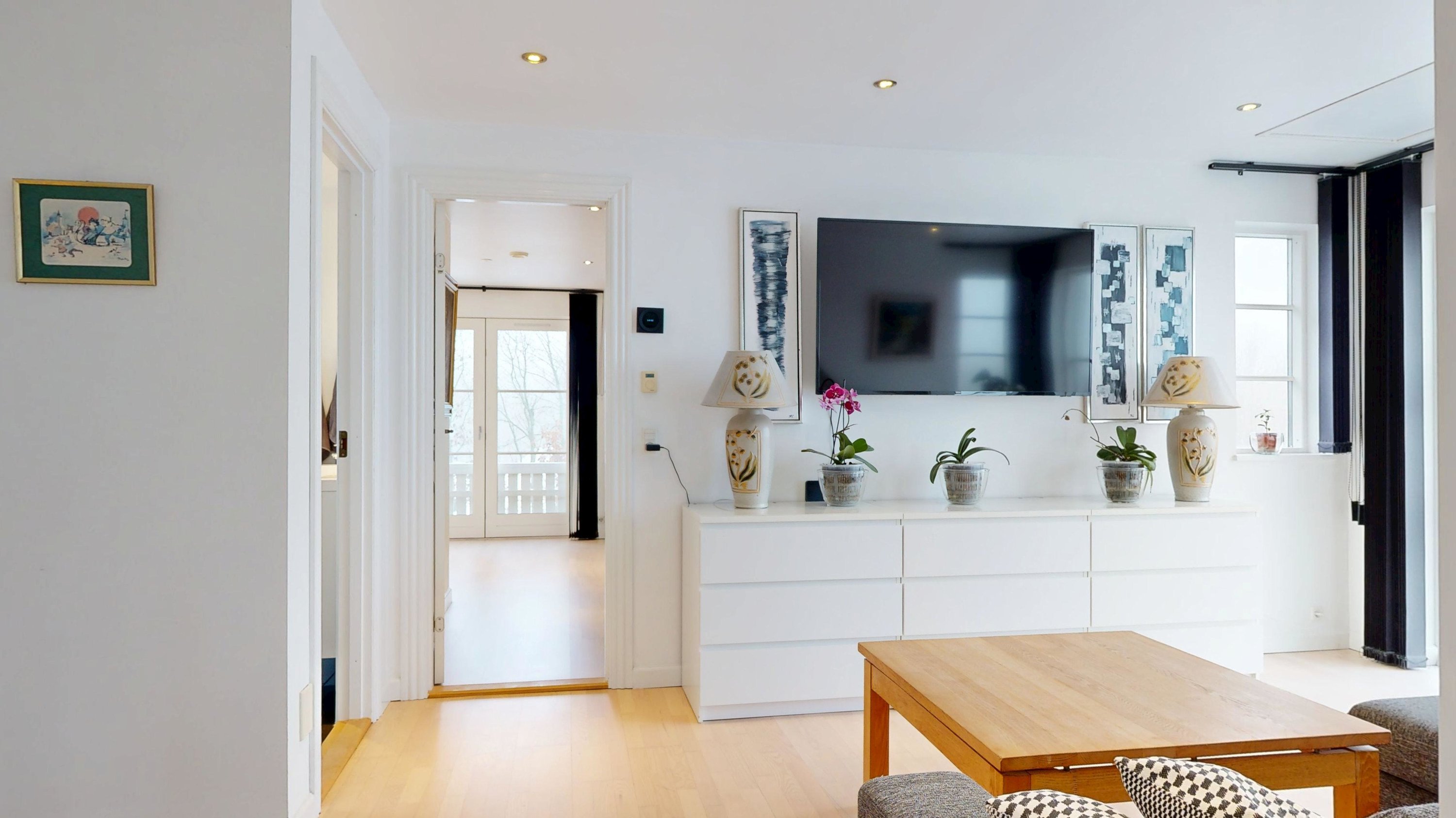 Fremhævet alrum billede i fuldskærmstilstand. Billede af Fuglsangvej 3, Vinding, 8654 Bryrup