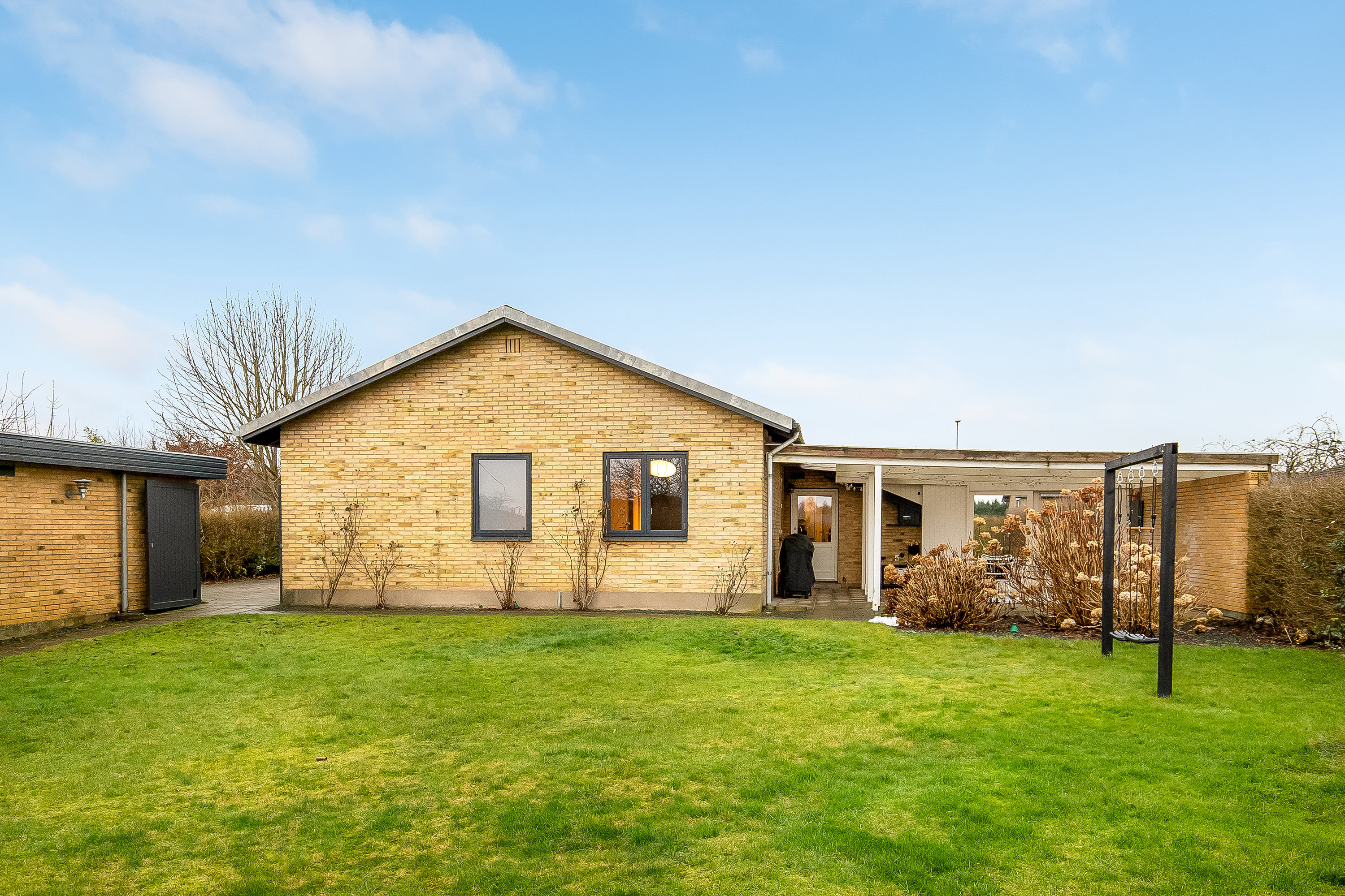 Fremhævet ejendommen billede i fuldskærmstilstand. Billede af Violvej 36, Søndermarken, 7100 Vejle