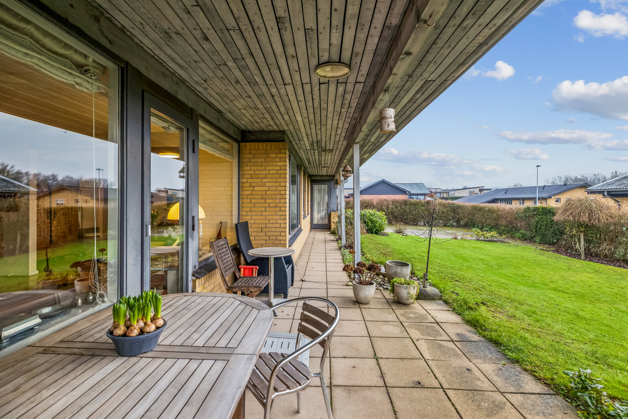 Fremhævet terrasse billede i fuldskærmstilstand. Billede af Gazellevej 7, 8960 Randers SØ