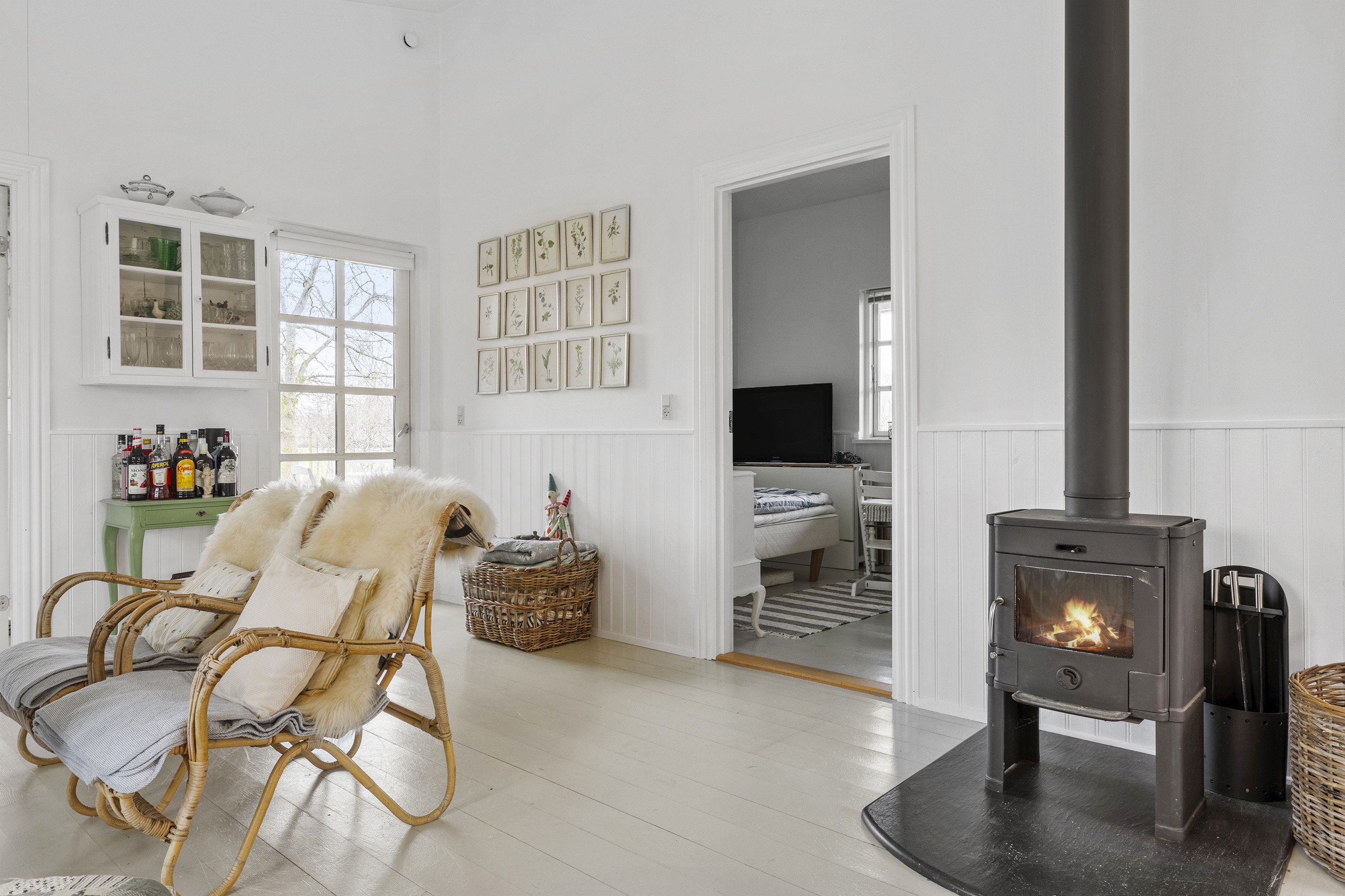 Fremhævet stue billede i fuldskærmstilstand. Billede af Gøgemarken 6, Frølunde Fed, 4220 Korsør