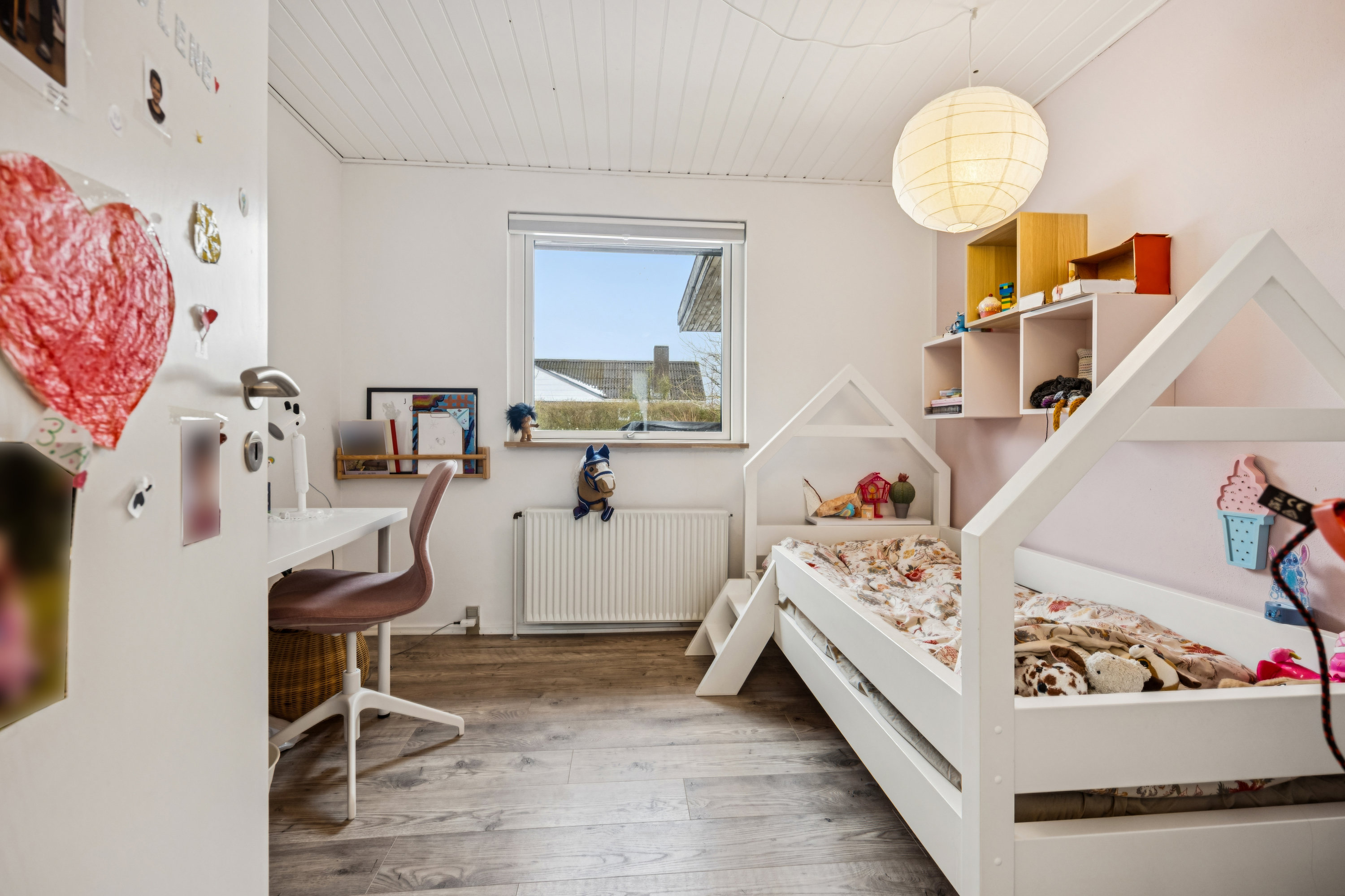 Fremhævet værelse billede i fuldskærmstilstand. Billede af Søndermarken 6, 9320 Hjallerup